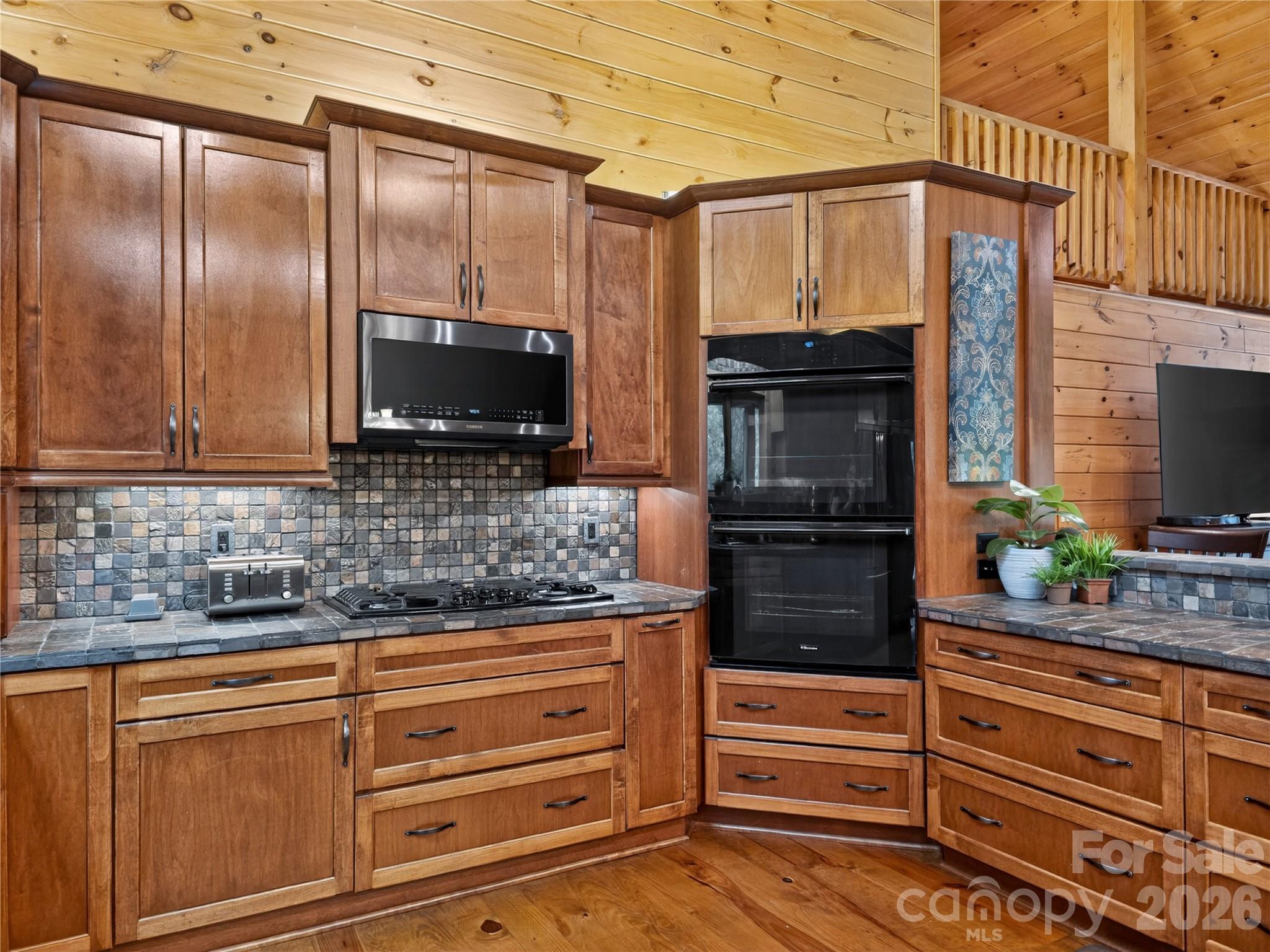371 Hickory Loop Road Property Photo 22