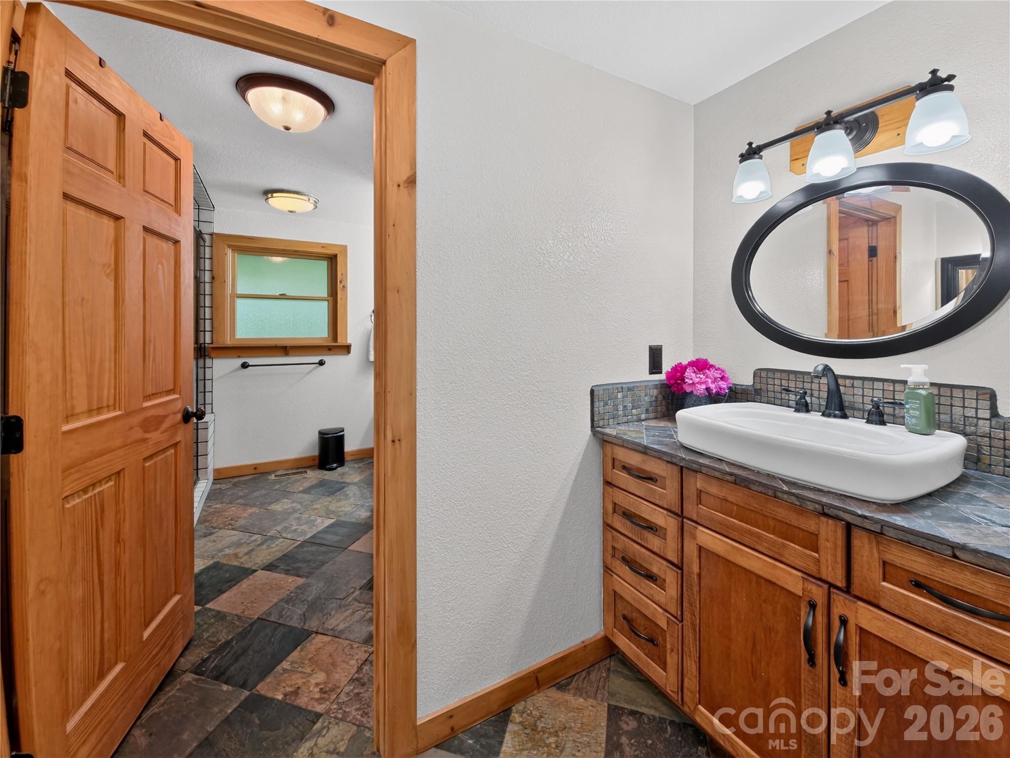 371 Hickory Loop Road Property Photo 38