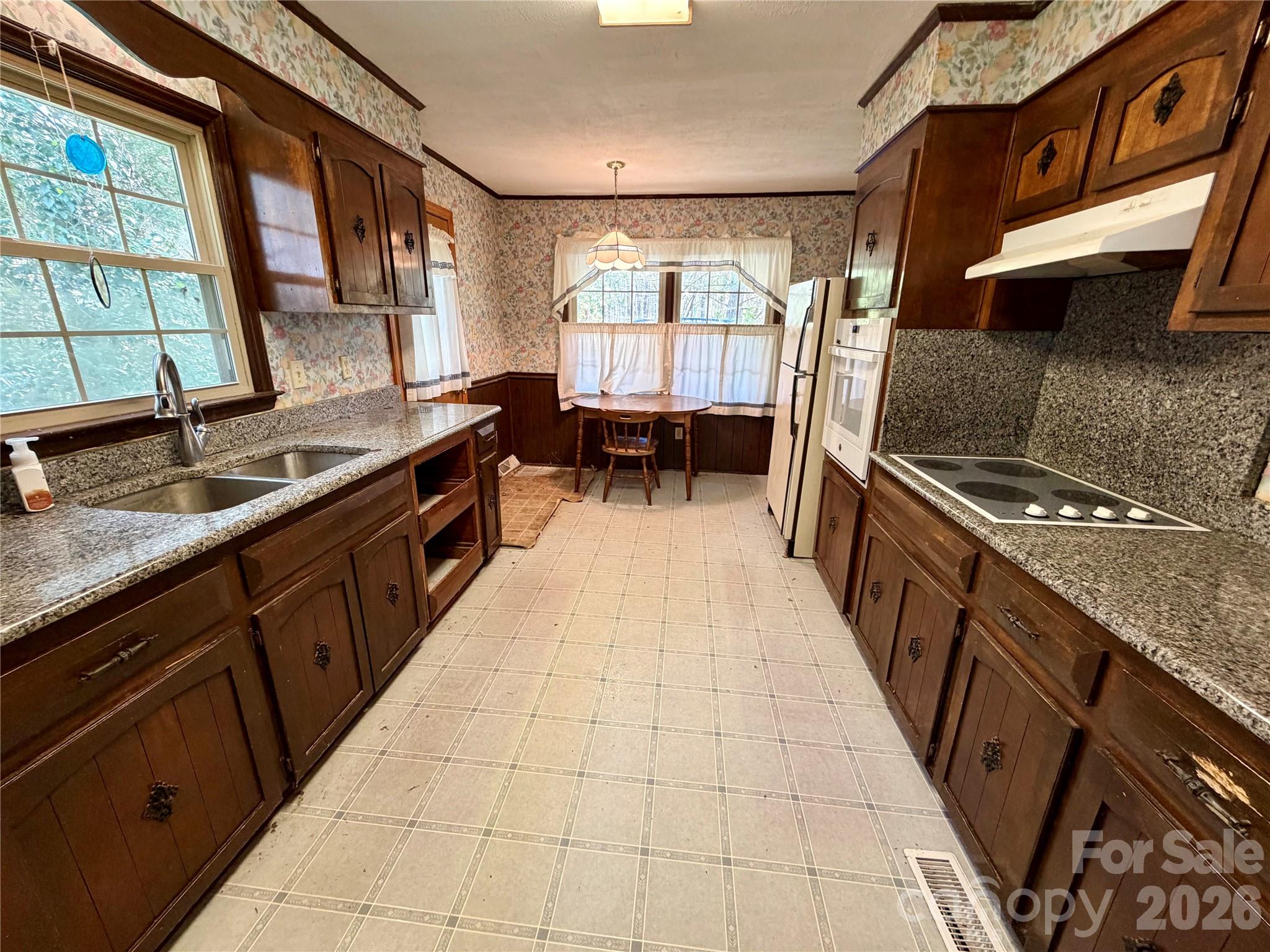 2925 Sparrow Springs Road Property Photo 12