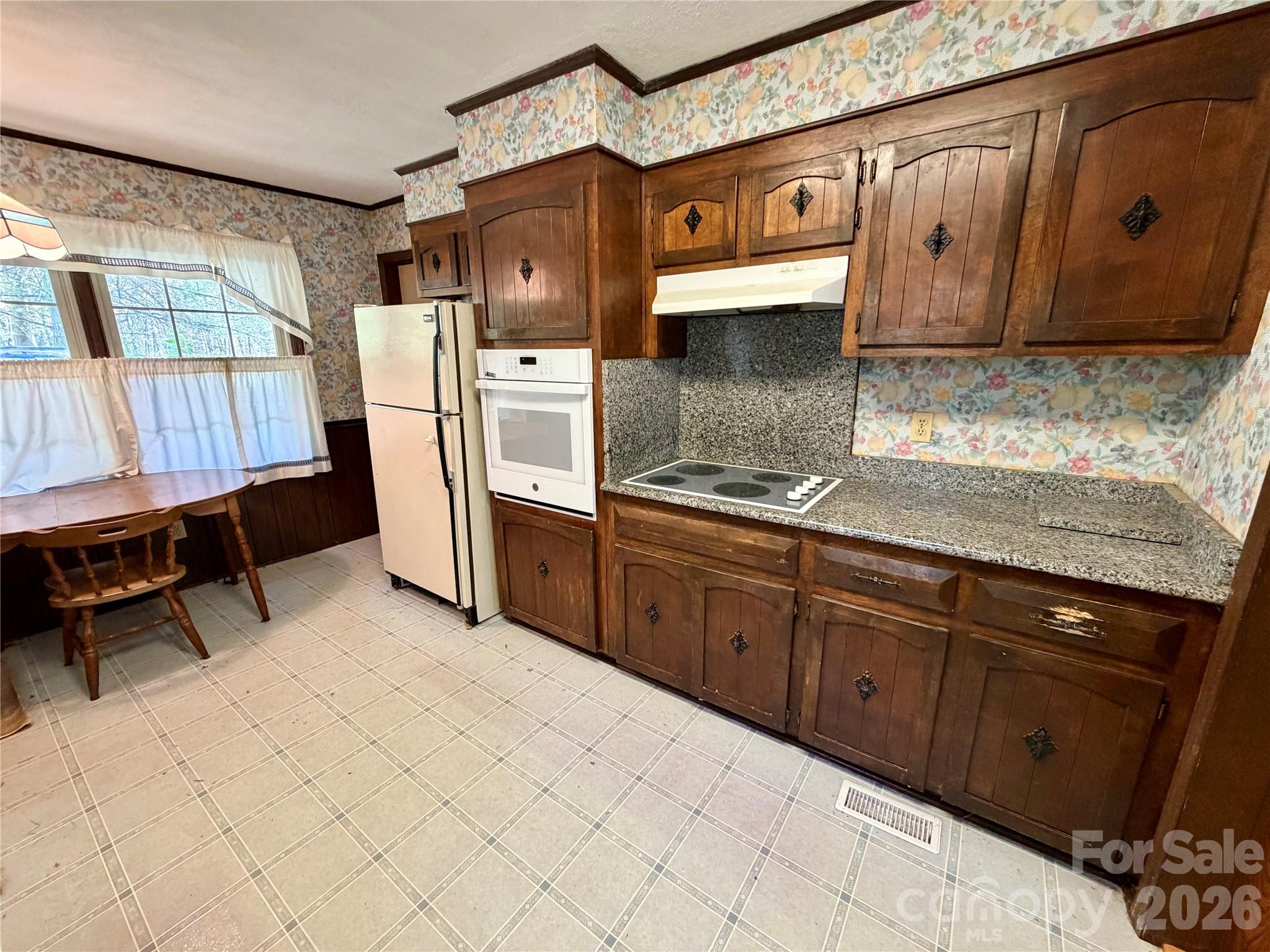 2925 Sparrow Springs Road Property Photo 13