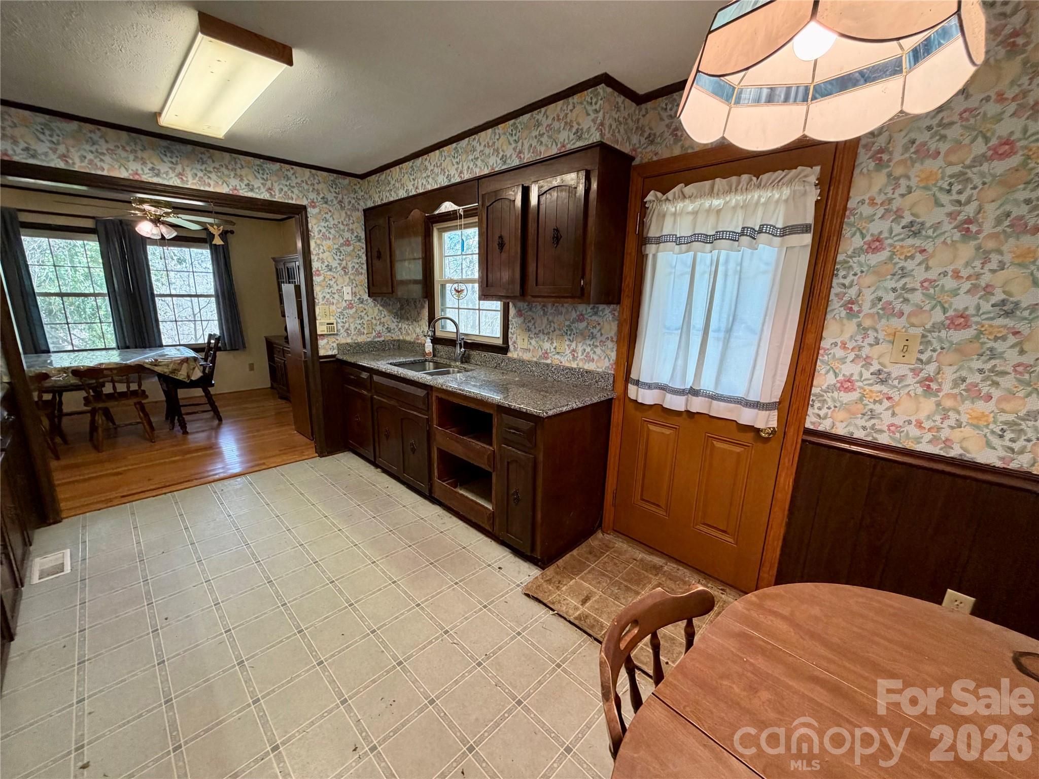 2925 Sparrow Springs Road Property Photo 14