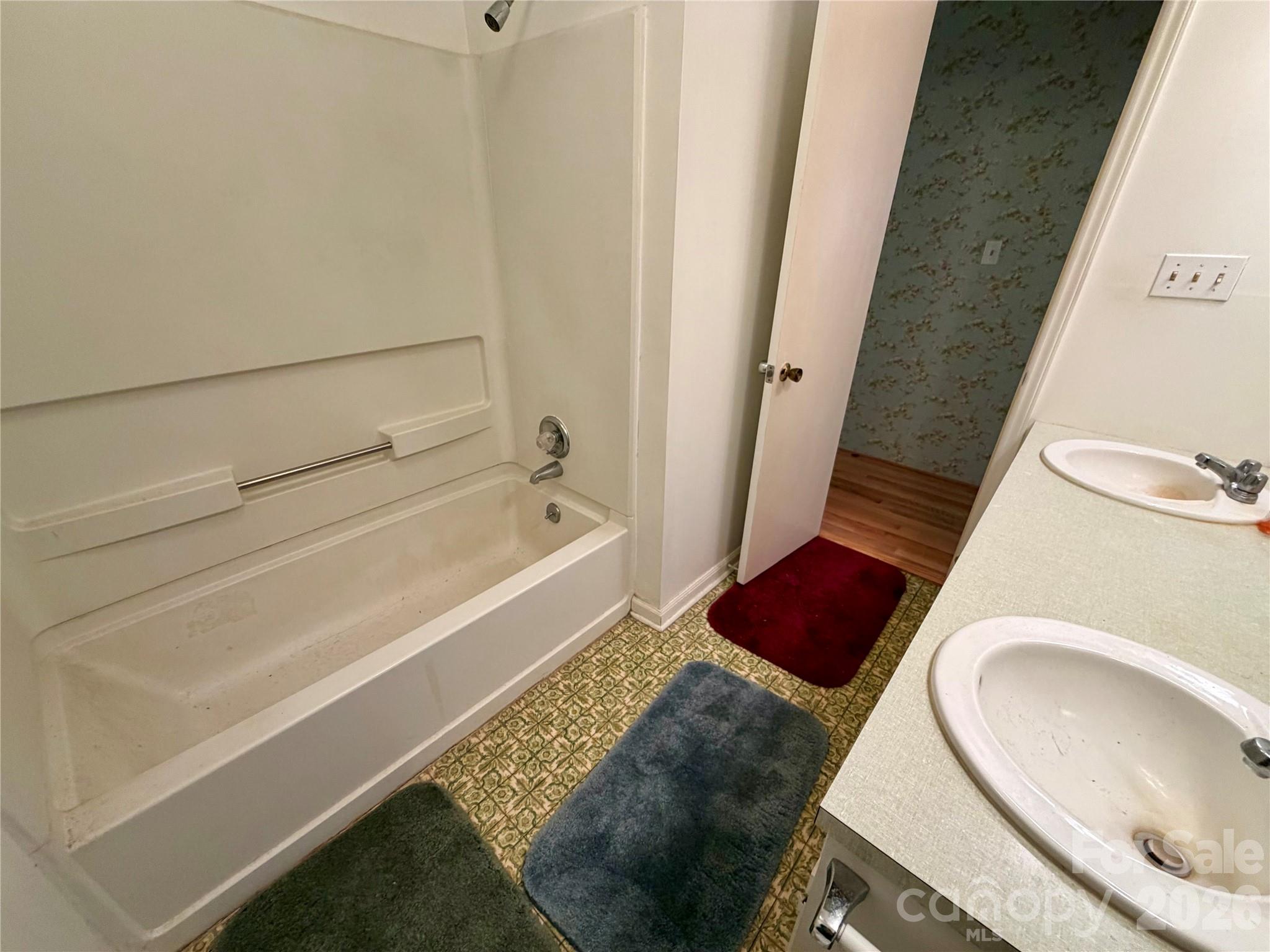 2925 Sparrow Springs Road Property Photo 25