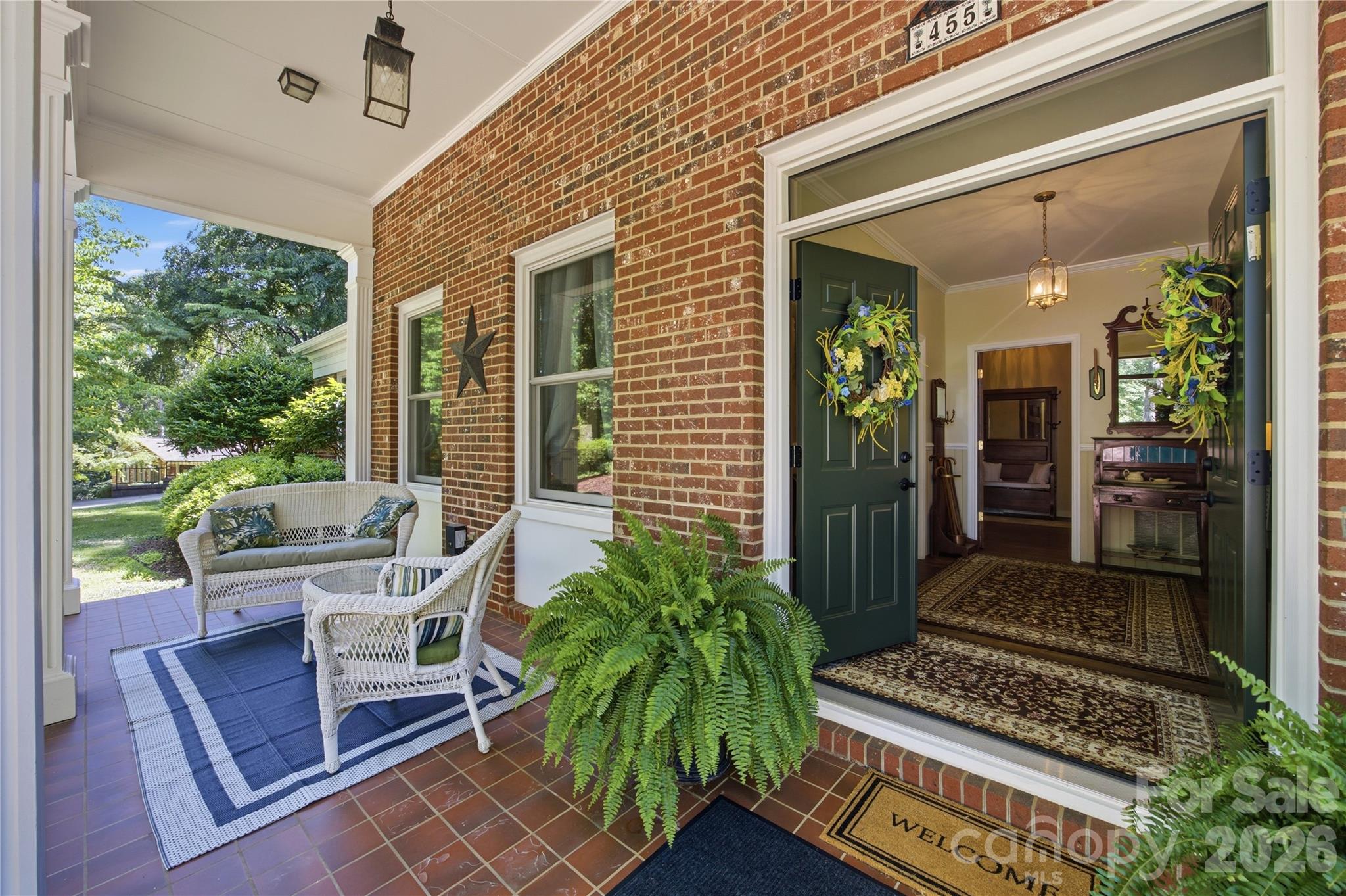 455 Heathcote Drive Property Photo 3