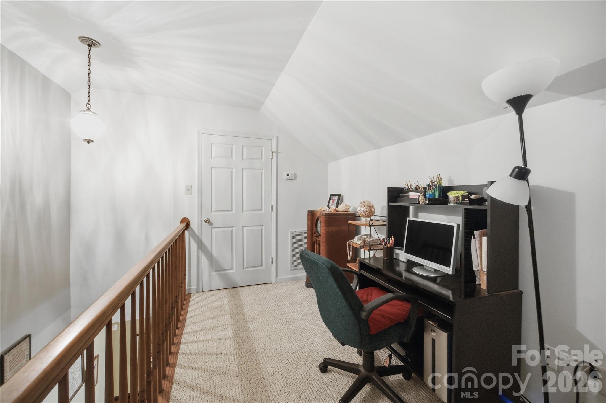 455 Heathcote Drive Property Photo 10