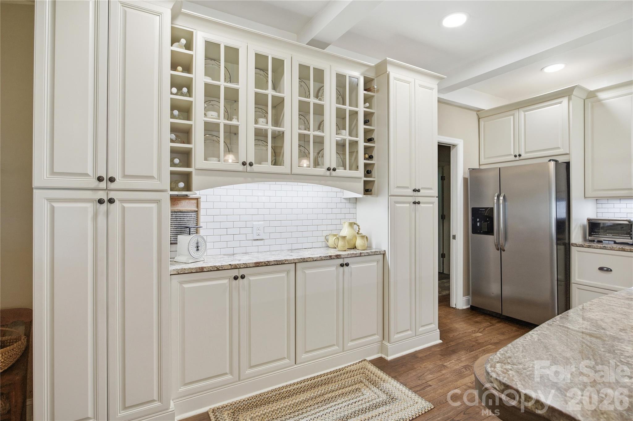 455 Heathcote Drive Property Photo 16