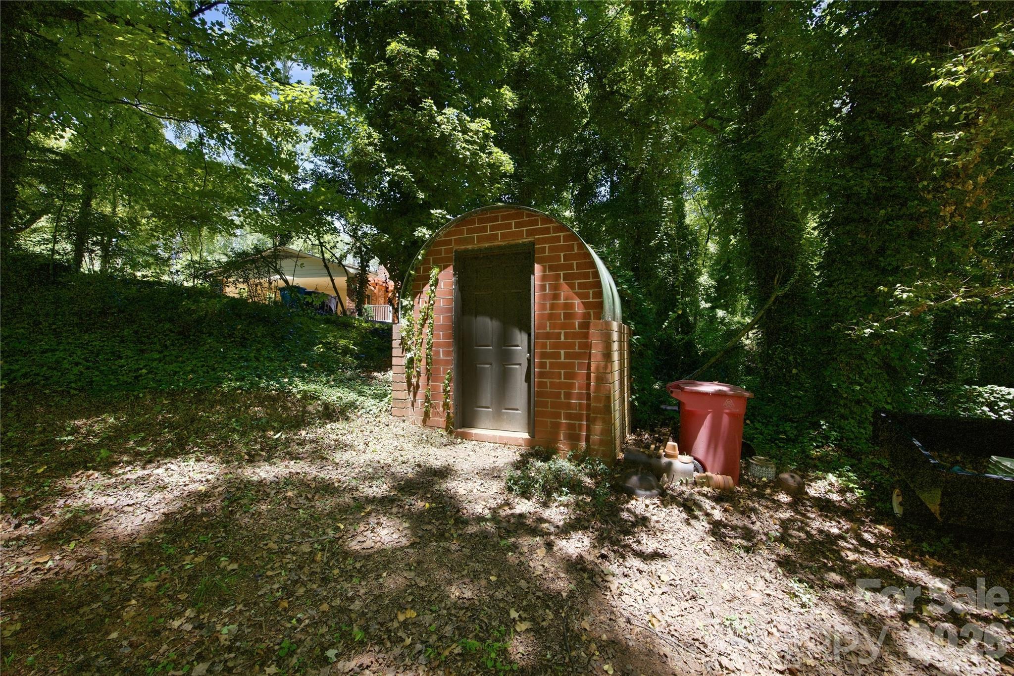 455 Heathcote Drive Property Photo 35