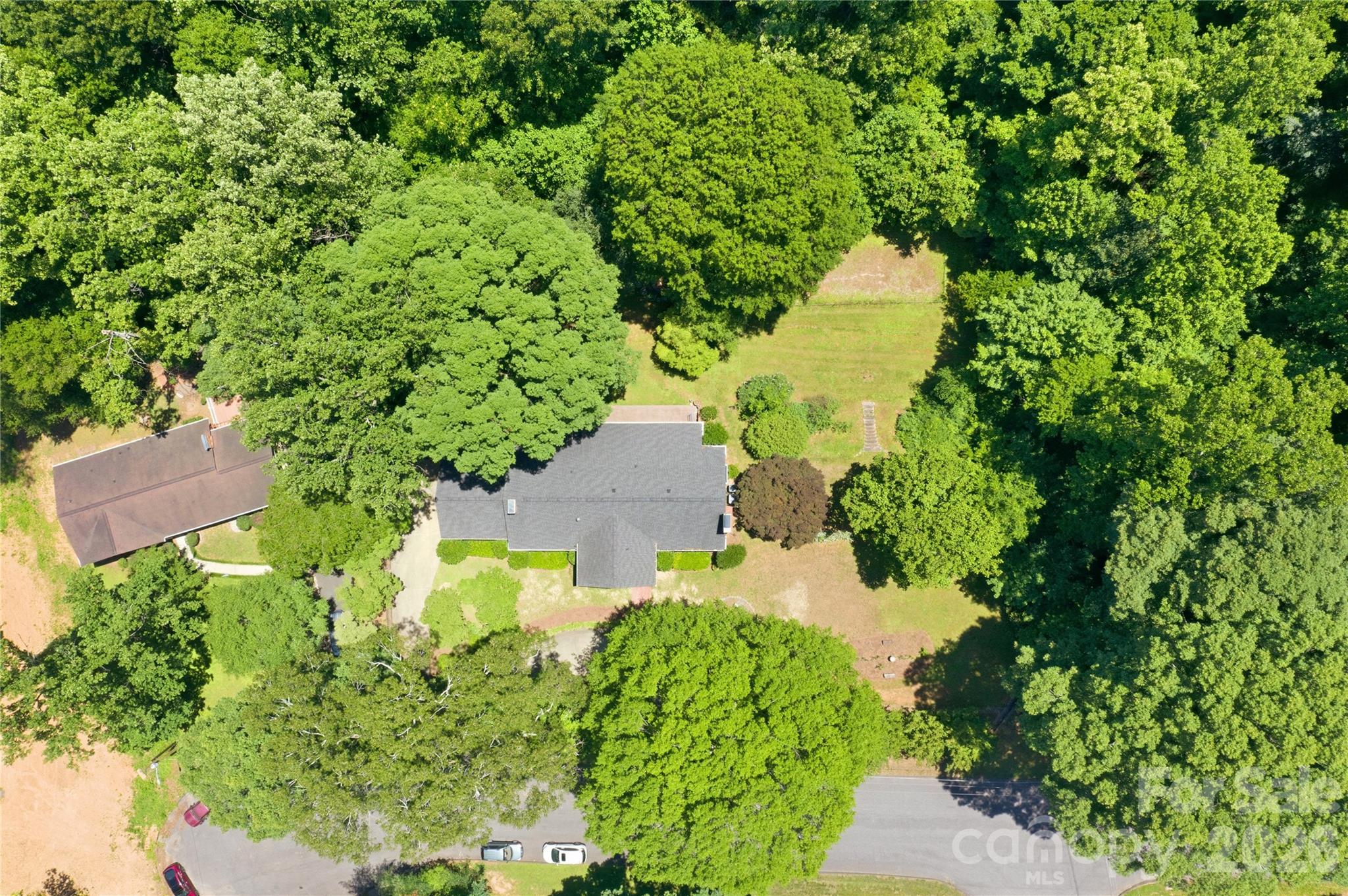 455 Heathcote Drive Property Photo 43
