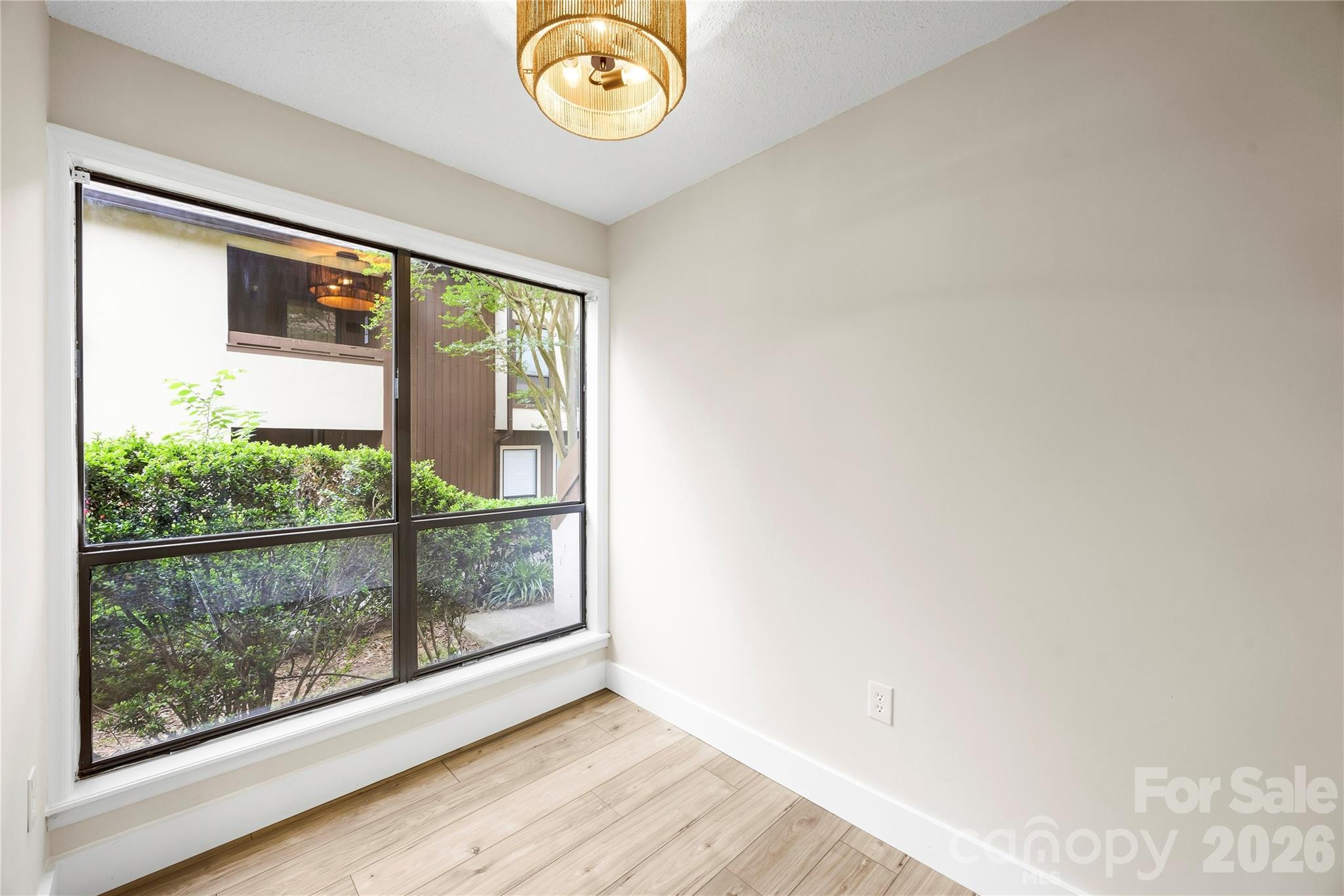 7204 Winery Lane Property Photo 6