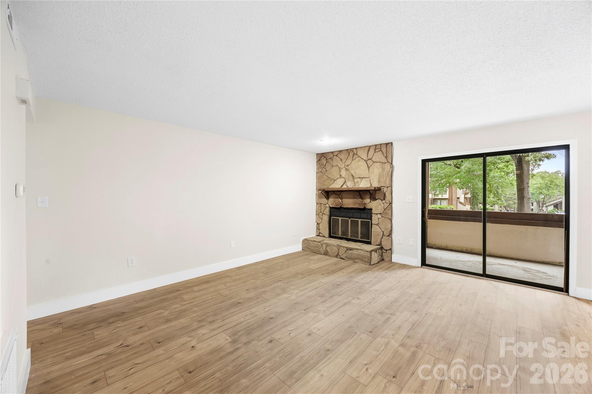 7204 Winery Lane Property Photo 12