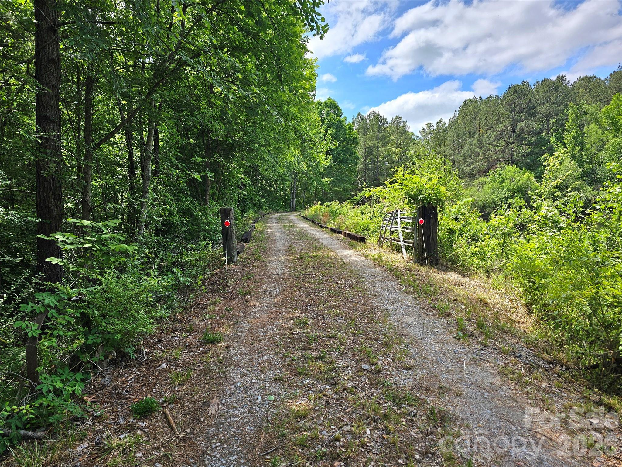 5692 Brooklyn Road Property Photo 2