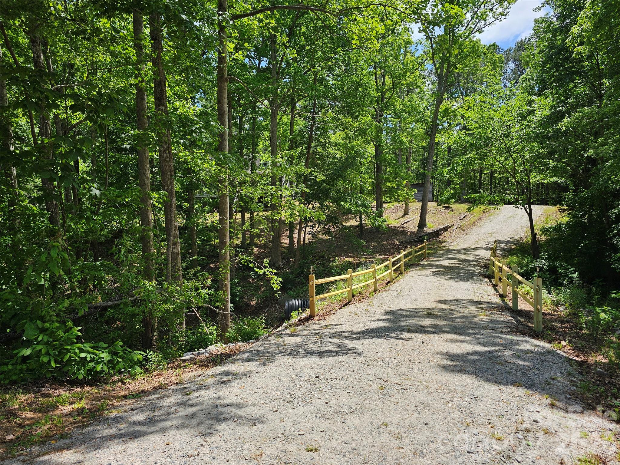 5692 Brooklyn Road Property Photo 5