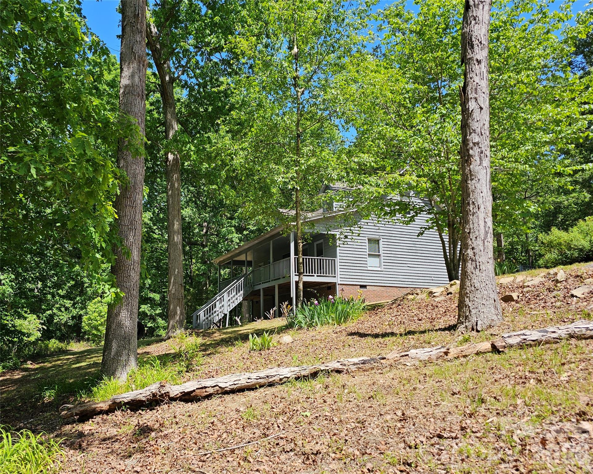 5692 Brooklyn Road Property Photo 10
