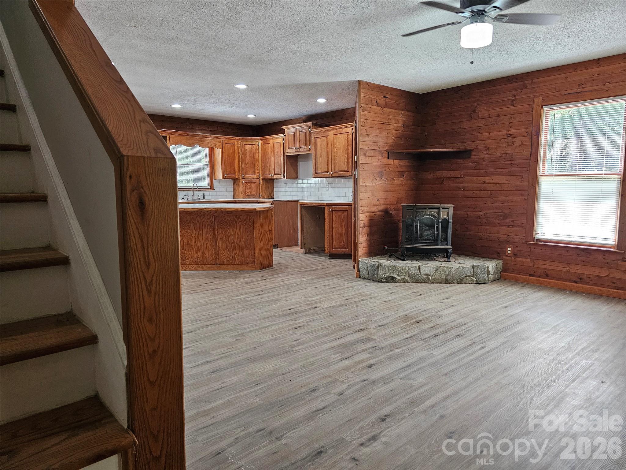 5692 Brooklyn Road Property Photo 15