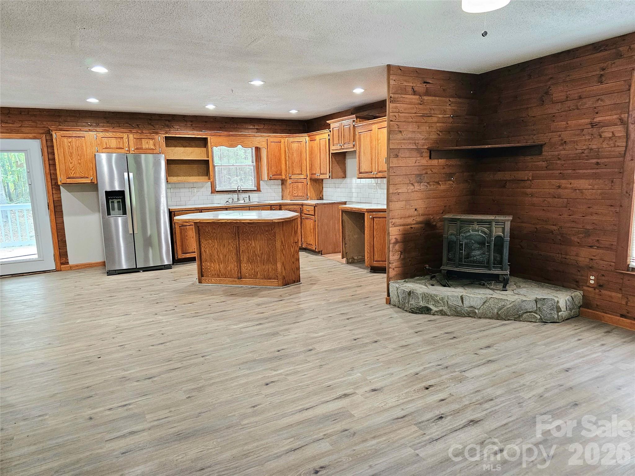 5692 Brooklyn Road Property Photo 18