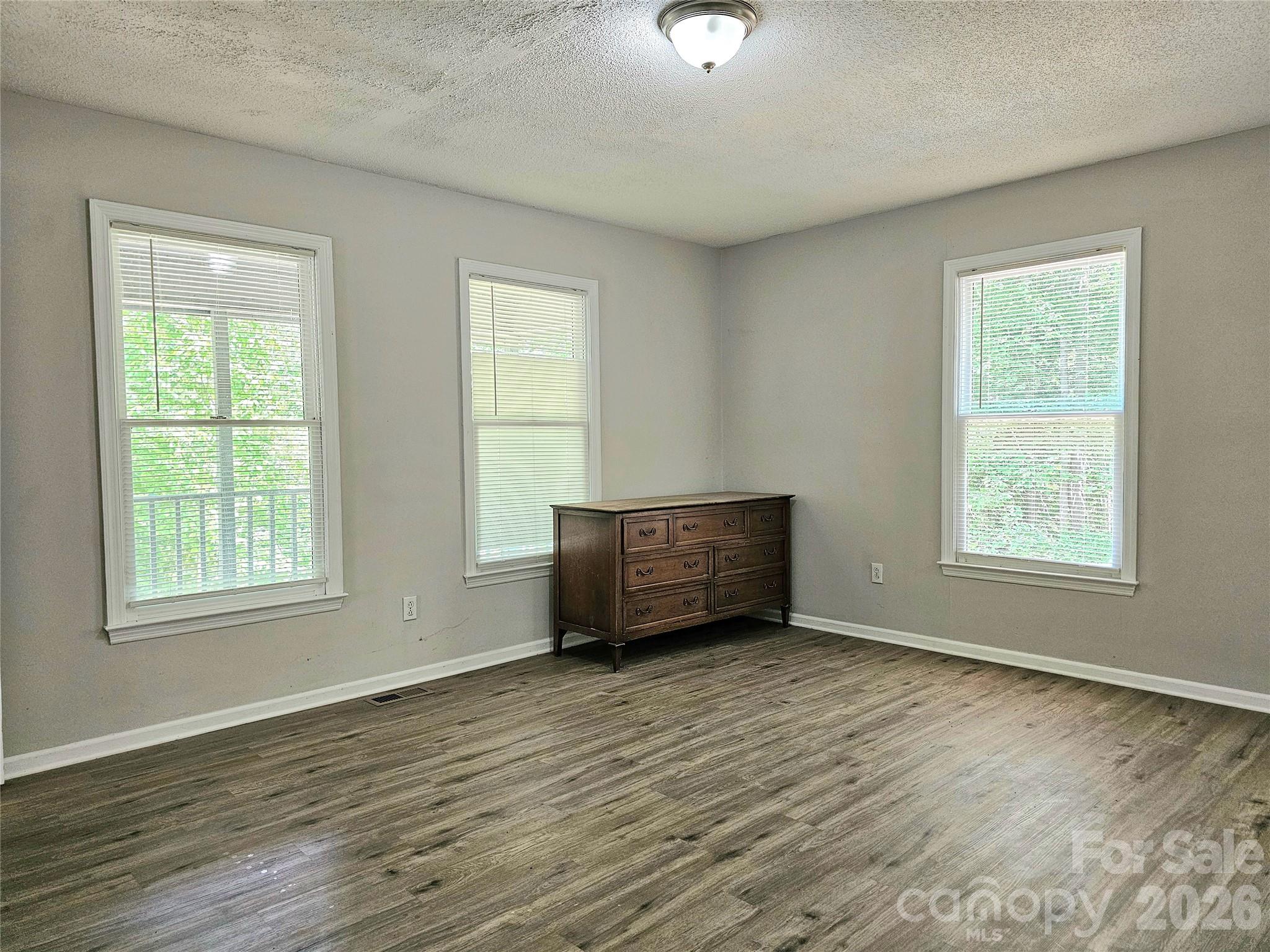 5692 Brooklyn Road Property Photo 24