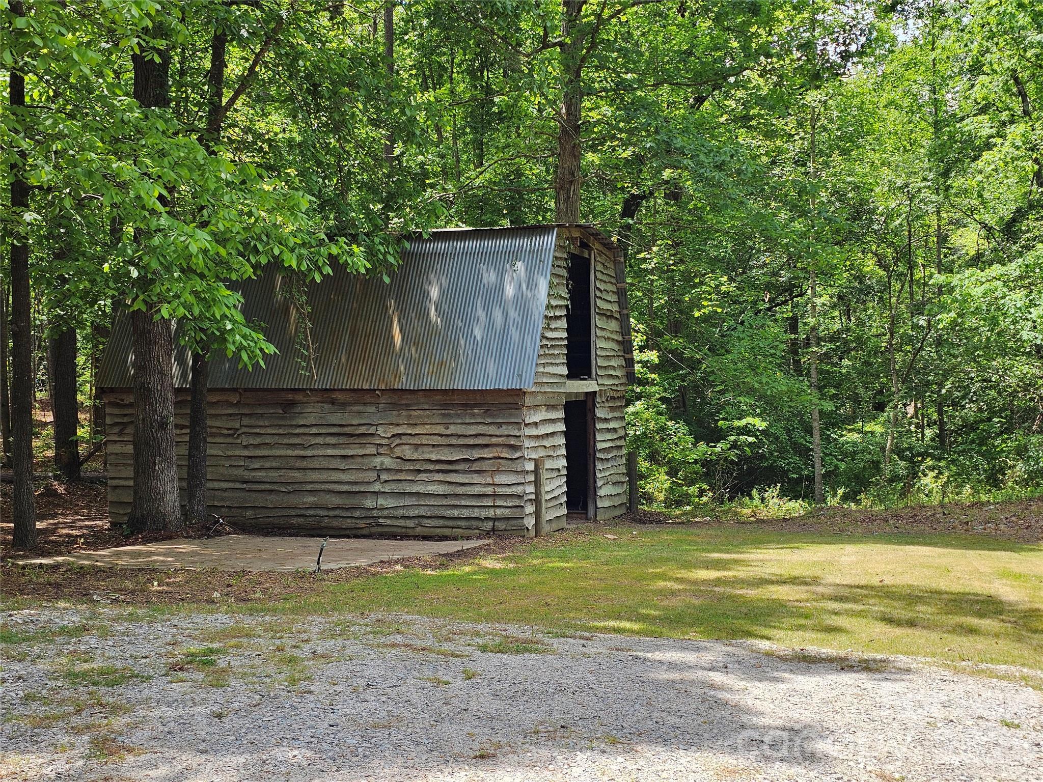 5692 Brooklyn Road Property Photo 41