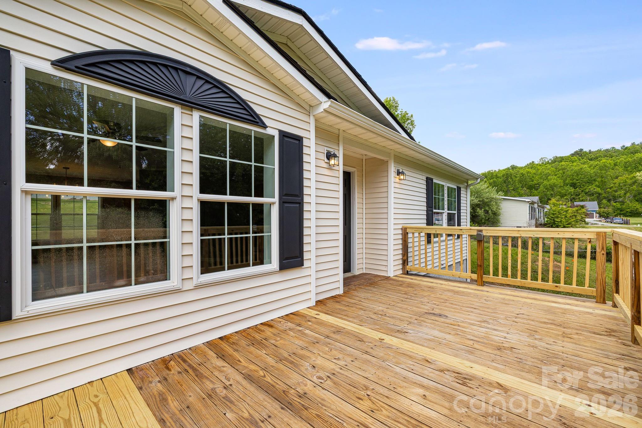 44 Morning Lane Property Photo 2