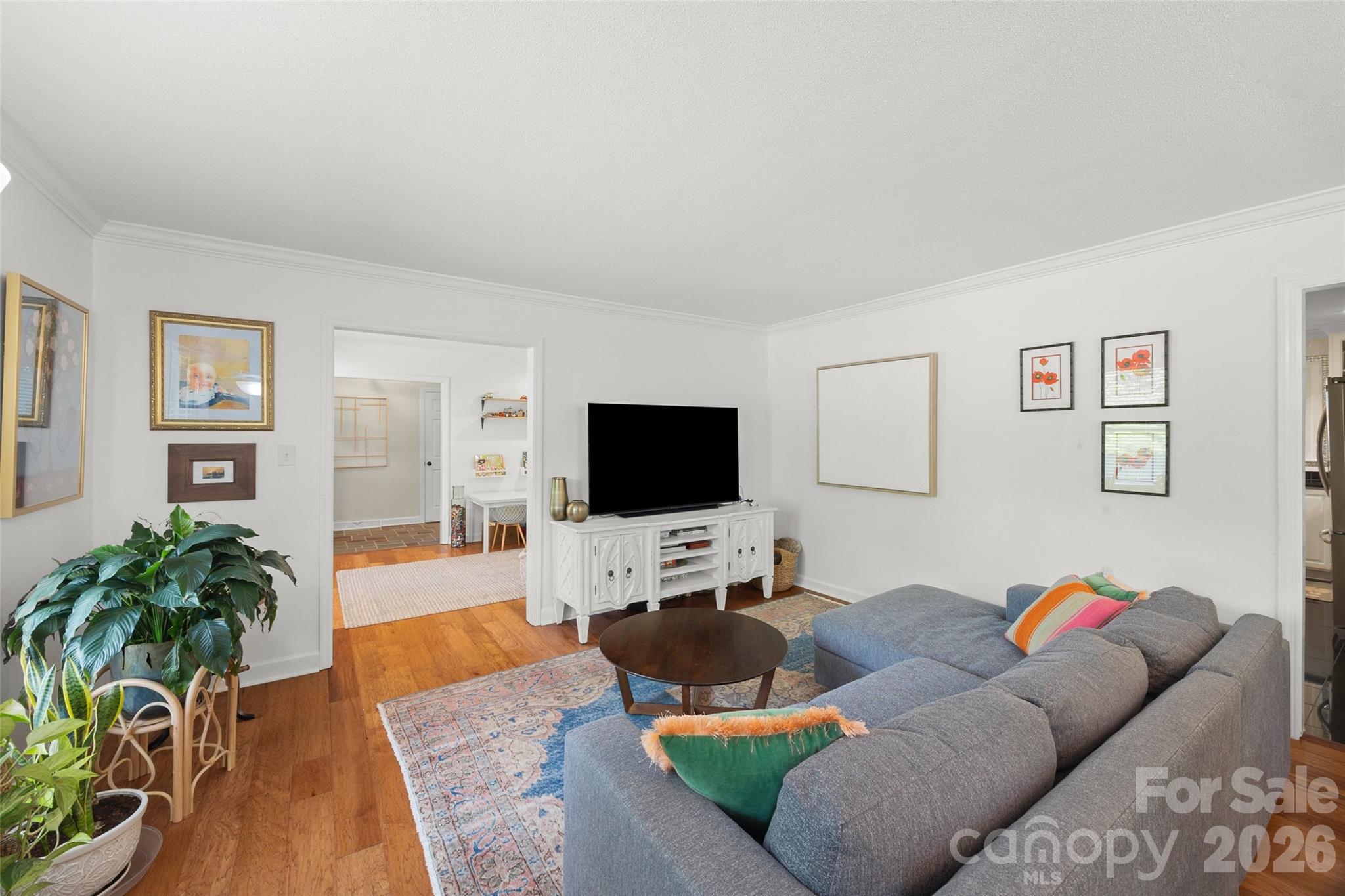 504 Fairway Drive Property Photo 8