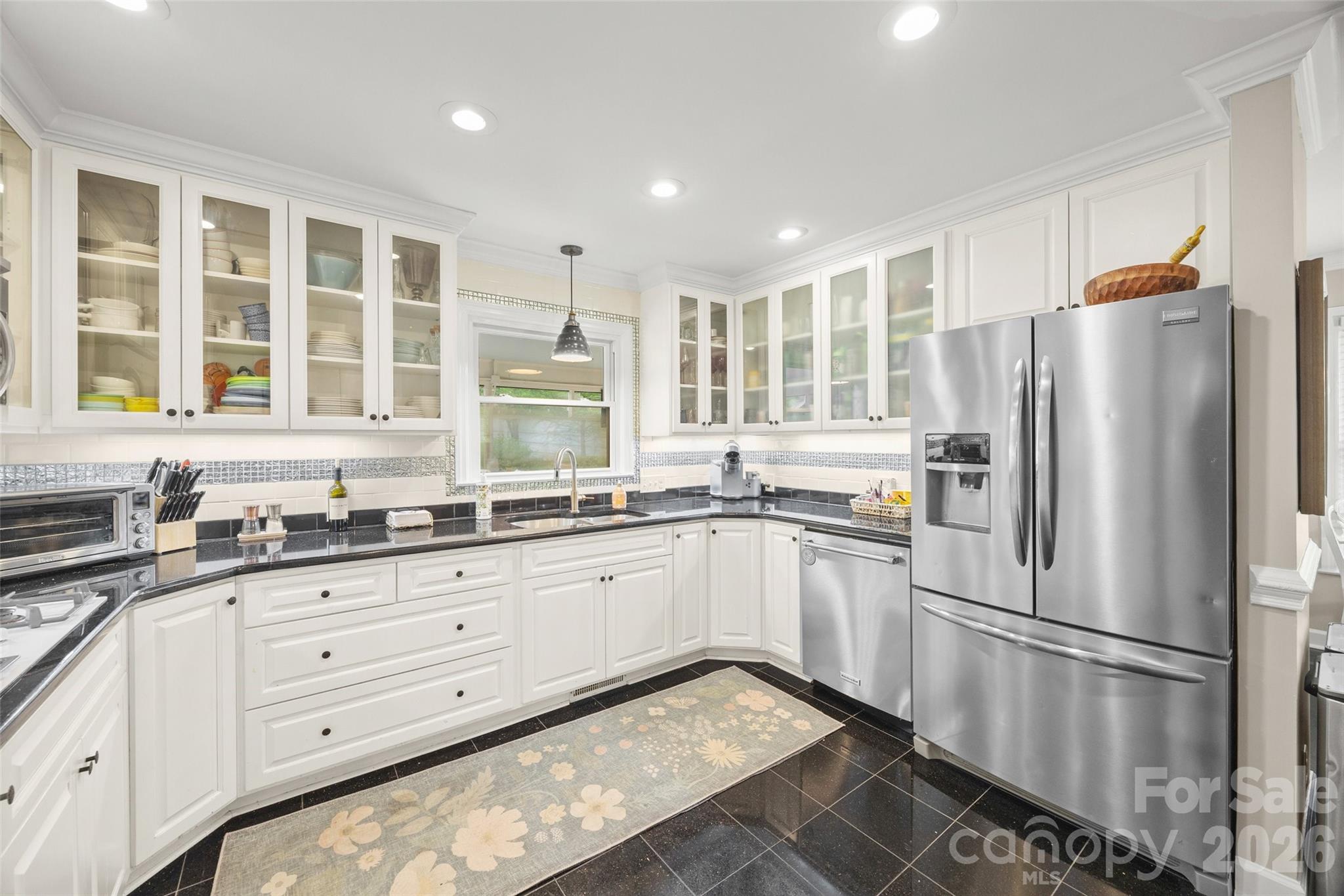 504 Fairway Drive Property Photo 13