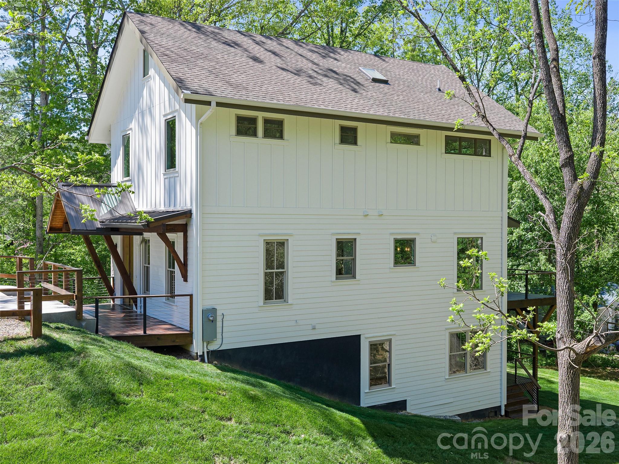 92 Cedar Street 3 Property Photo 1
