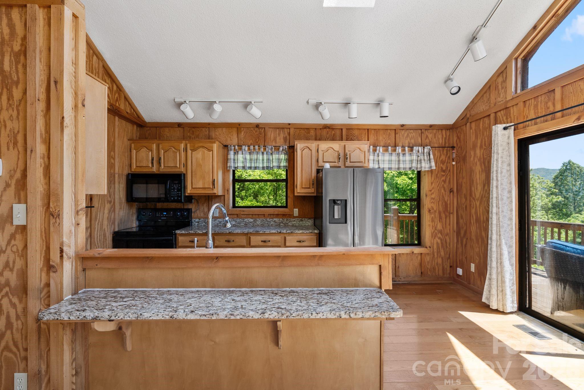 1206 Caldwell Mountain Road Property Photo 14