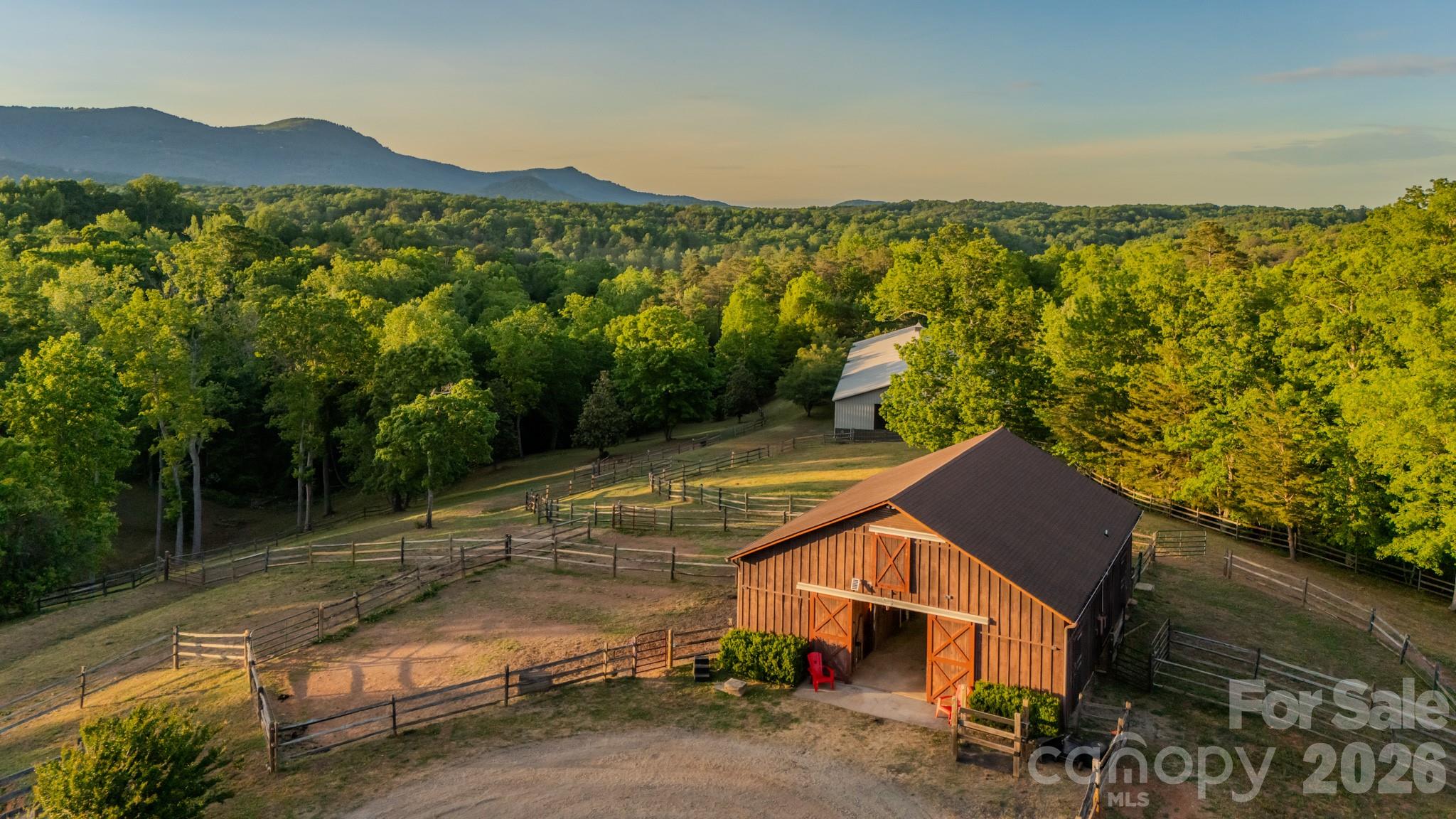 777 S River Road Property Photo 4