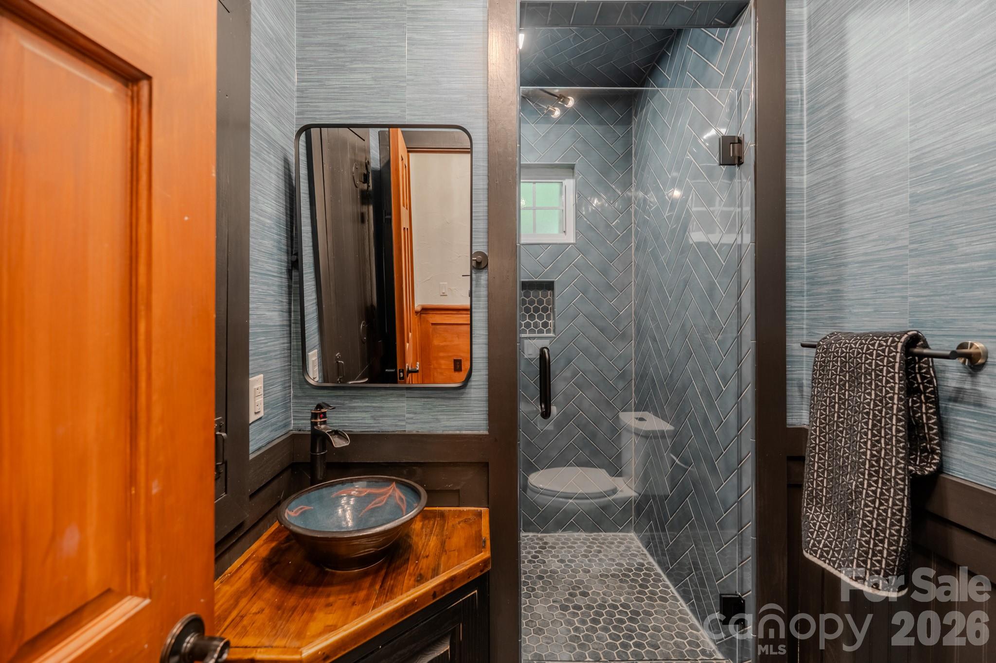 777 S River Road Property Photo 18