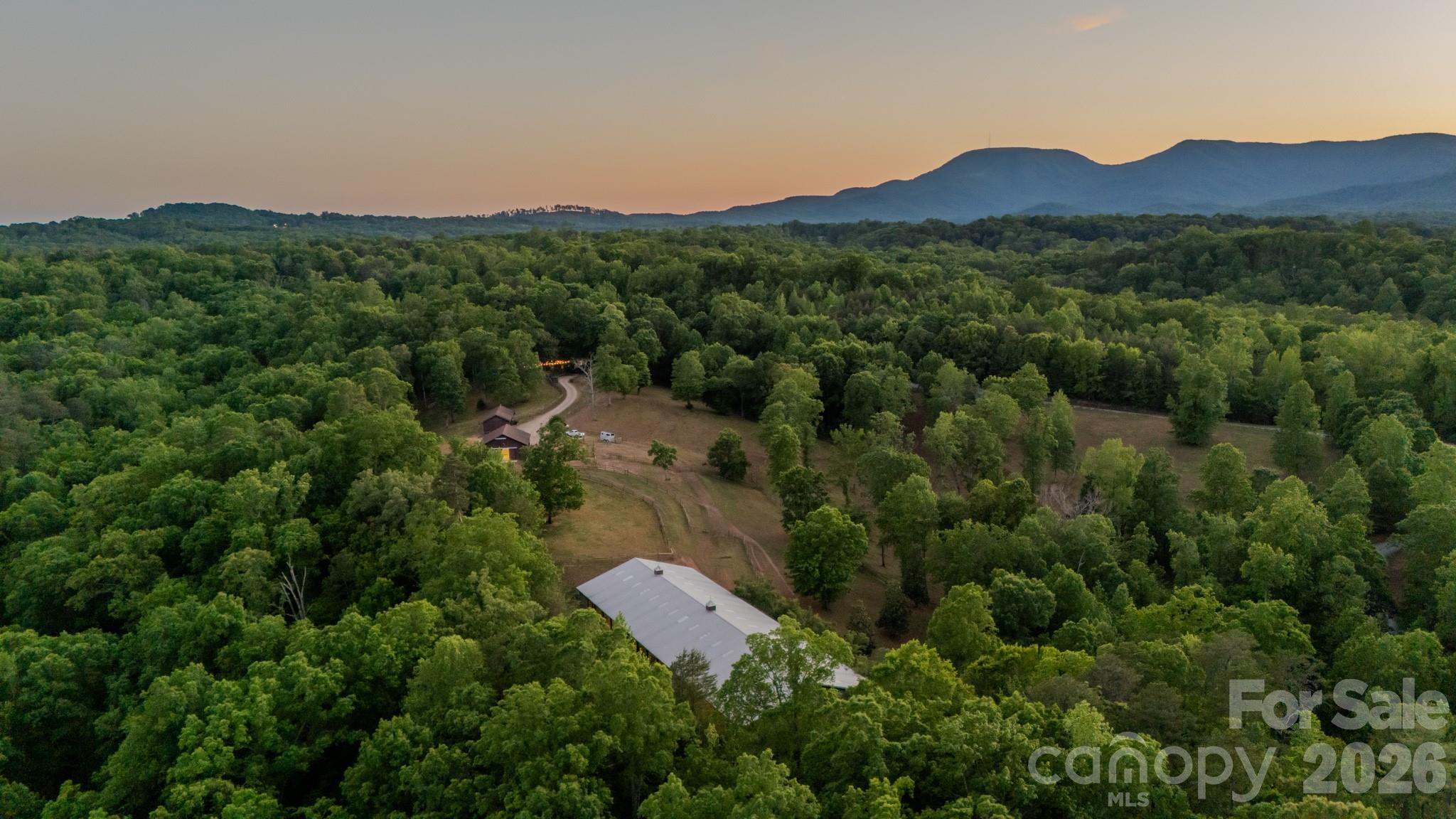 777 S River Road Property Photo 28