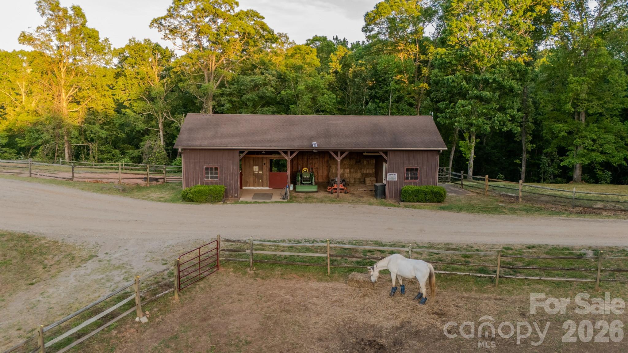 777 S River Road Property Photo 36