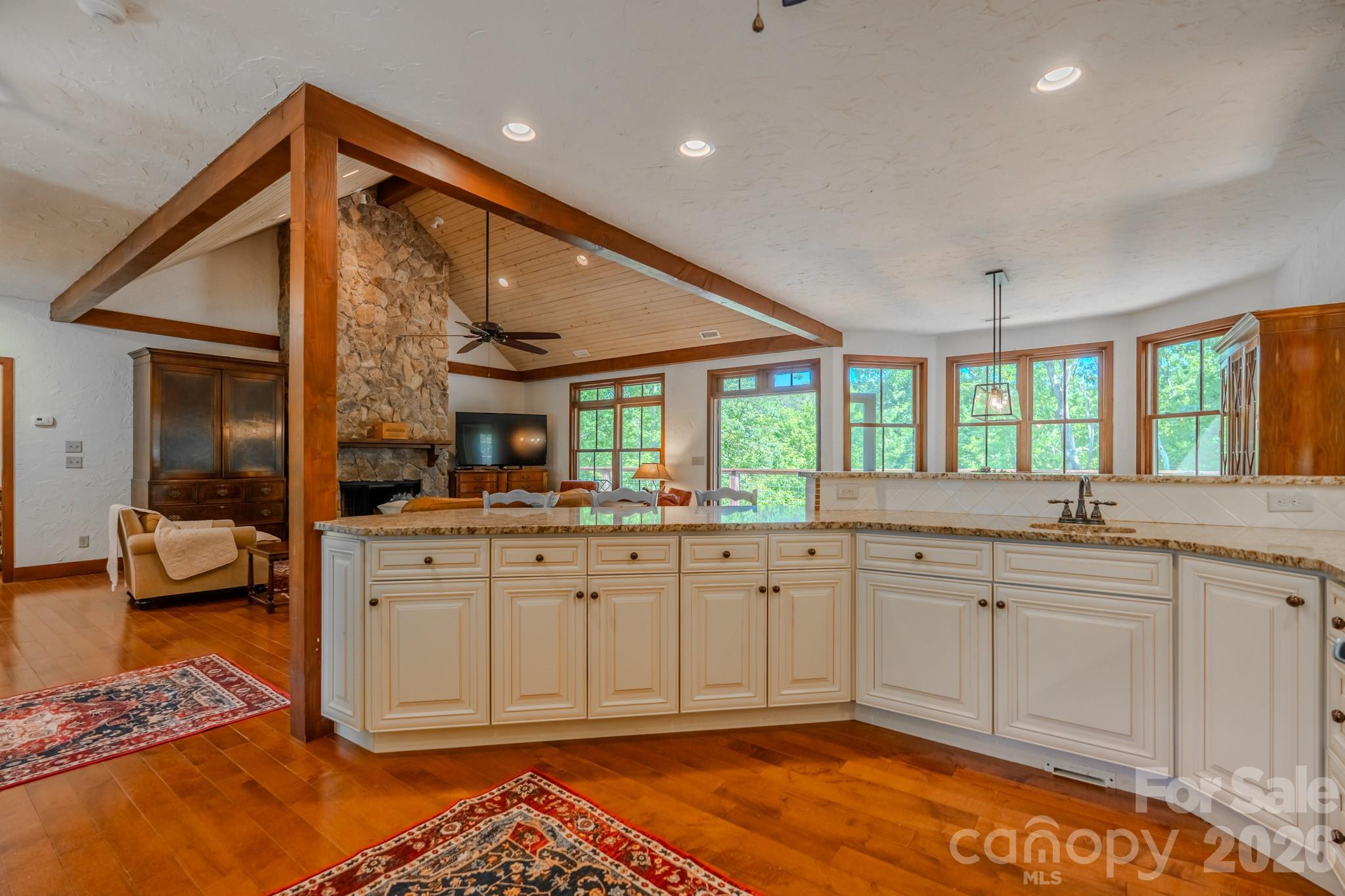 777 S River Road Property Photo 42