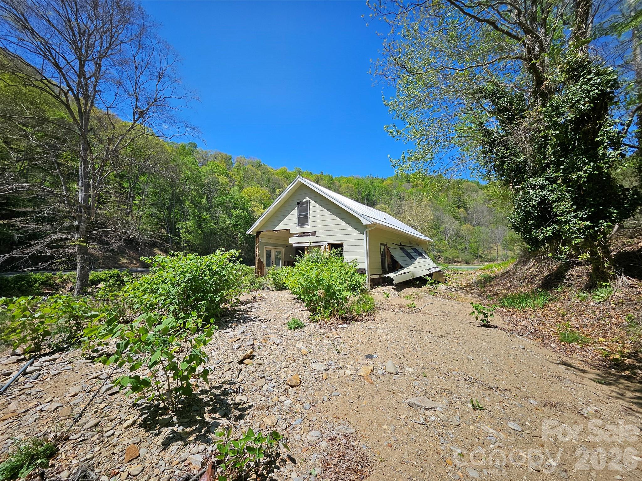 465 Paradise Lane Property Photo 13