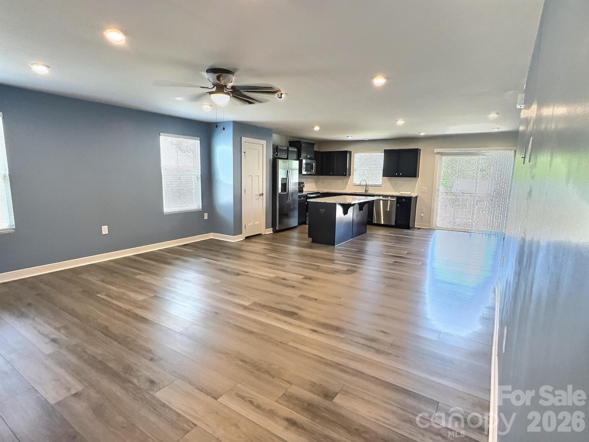 544 Grandiflora Avenue Property Photo 4