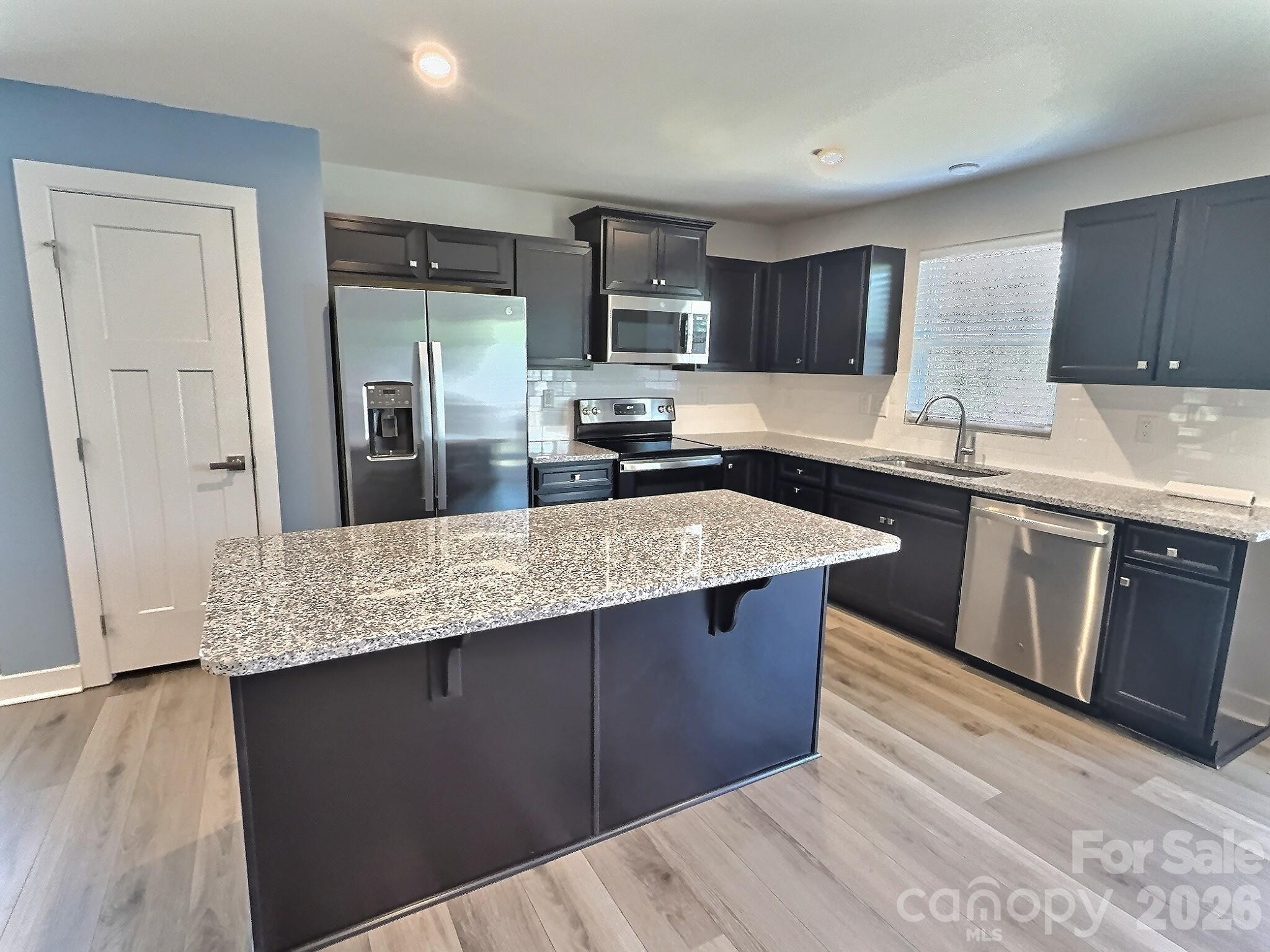 544 Grandiflora Avenue Property Photo 8