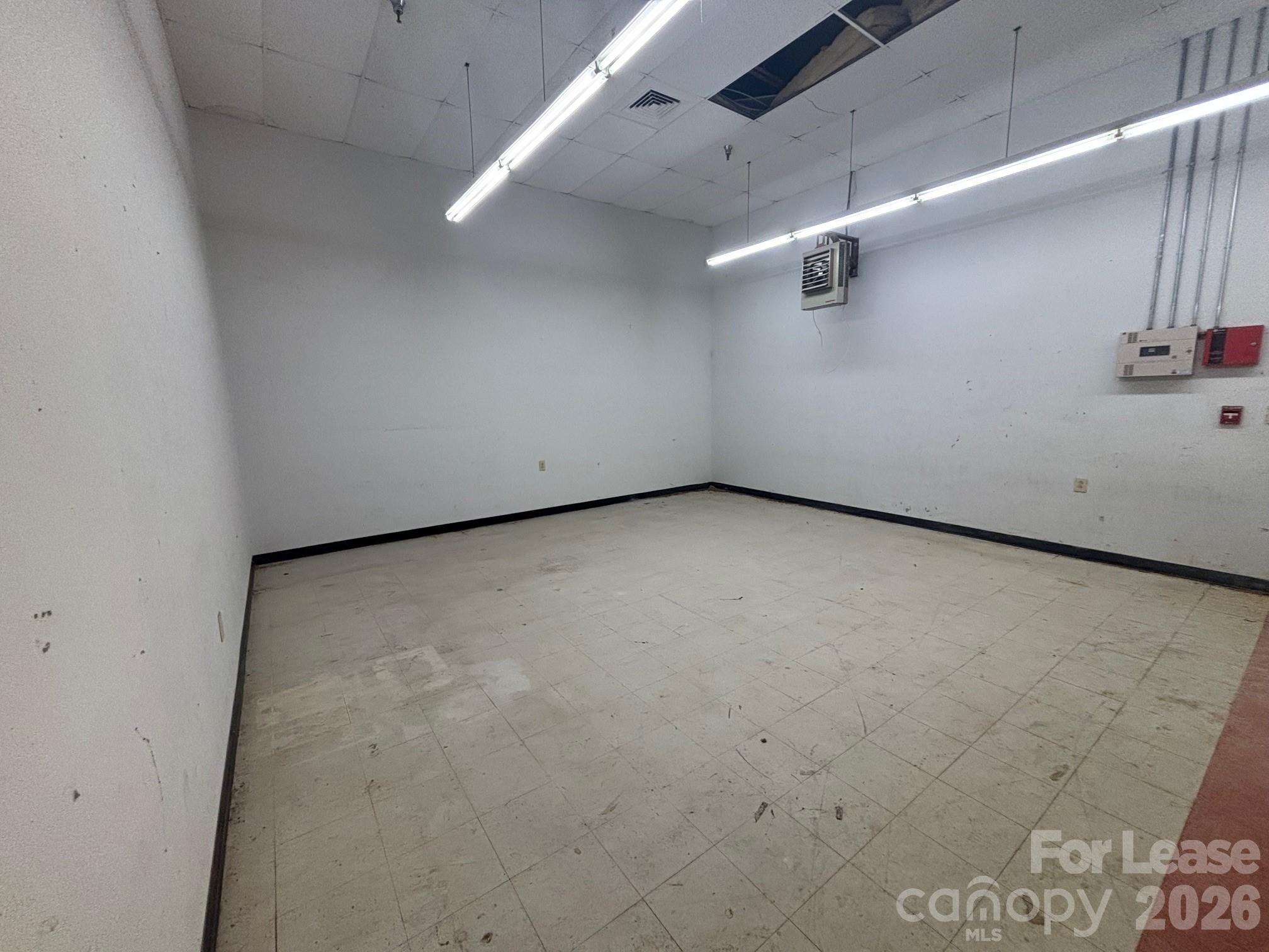 427 W Mcintyre Street Property Photo 8