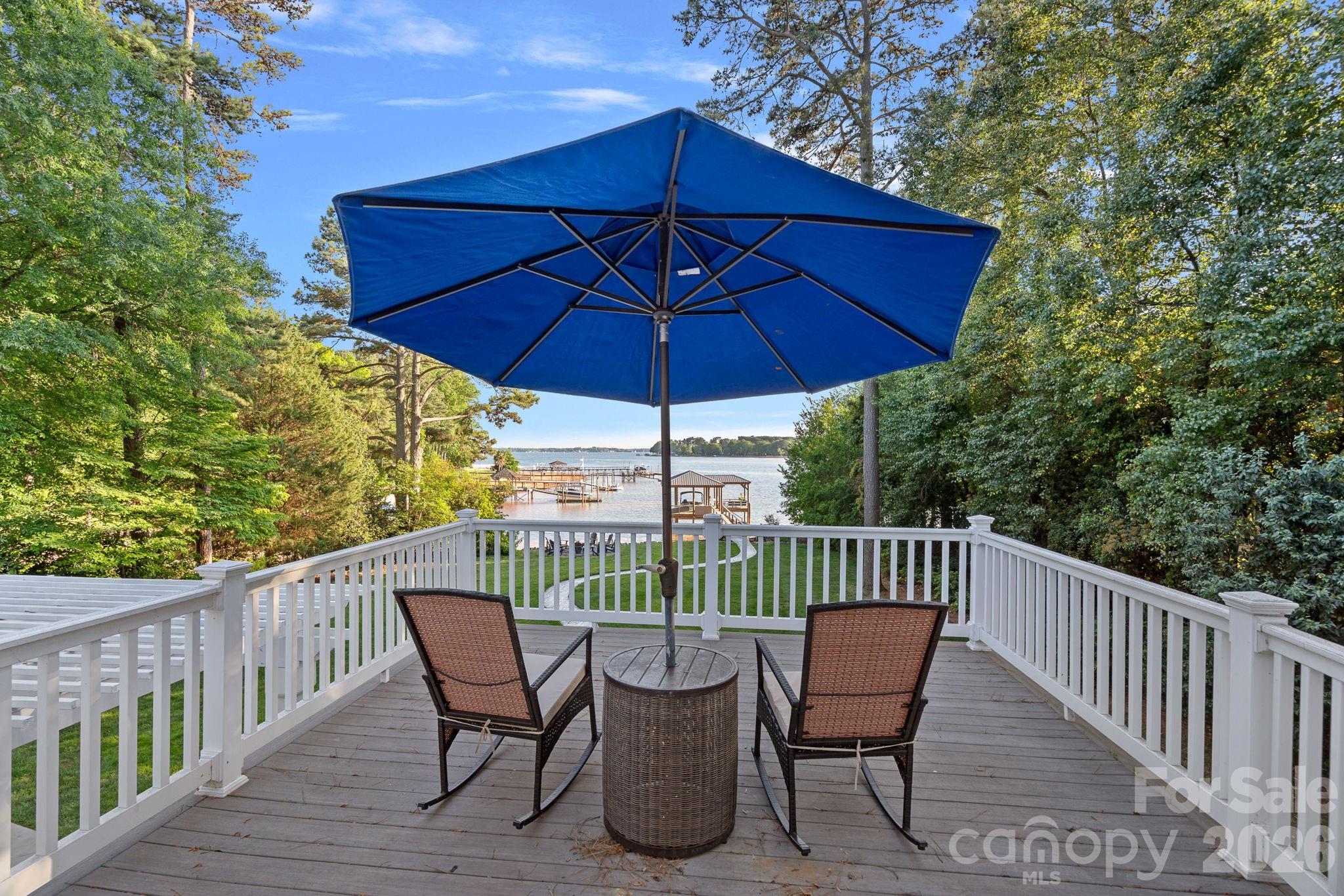 107 Beachview Drive Property Photo 14