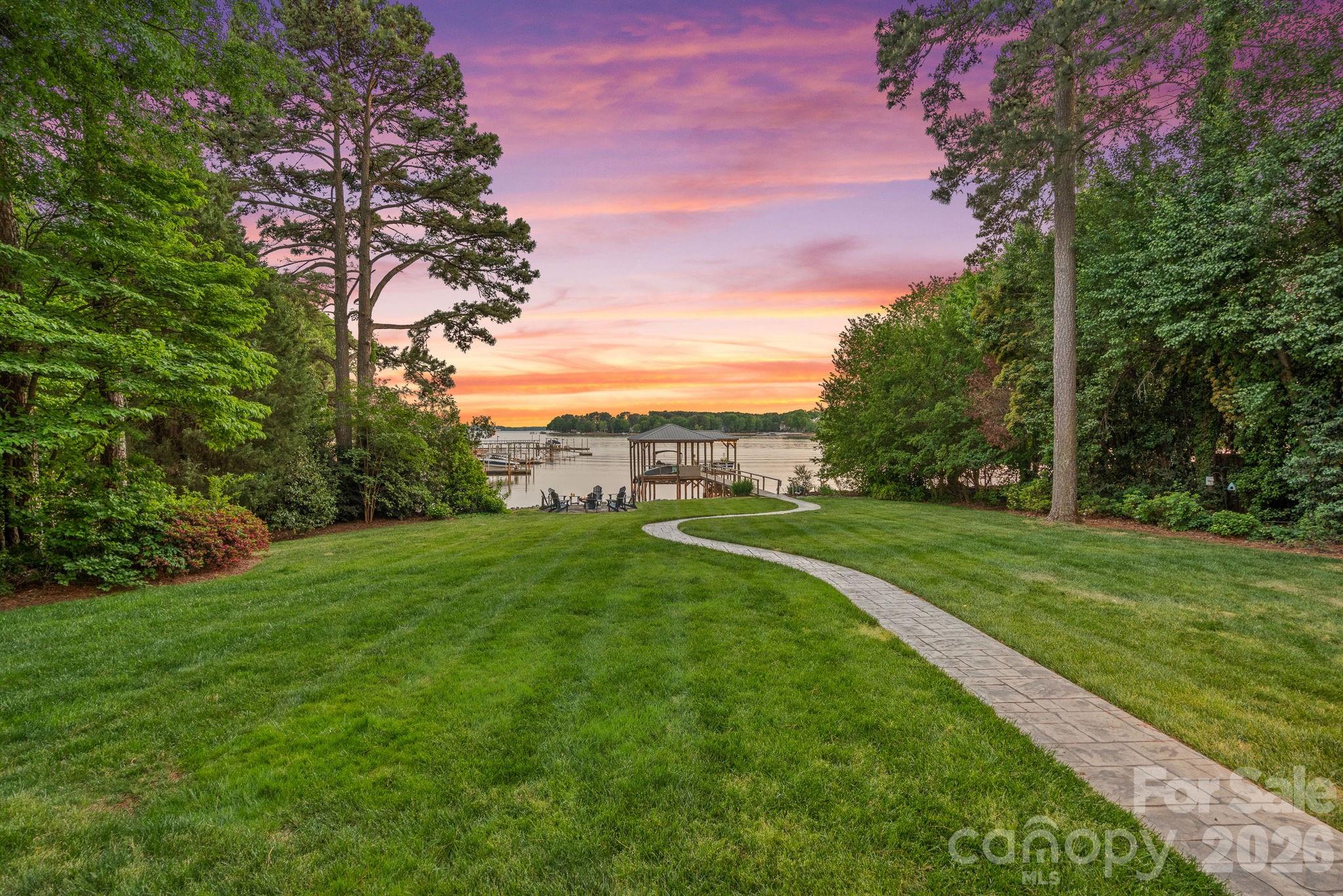 107 Beachview Drive Property Photo 44