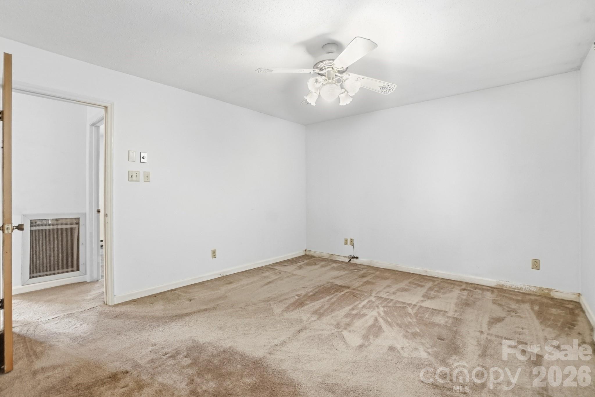 6704 Alanbrook Road Property Photo 17