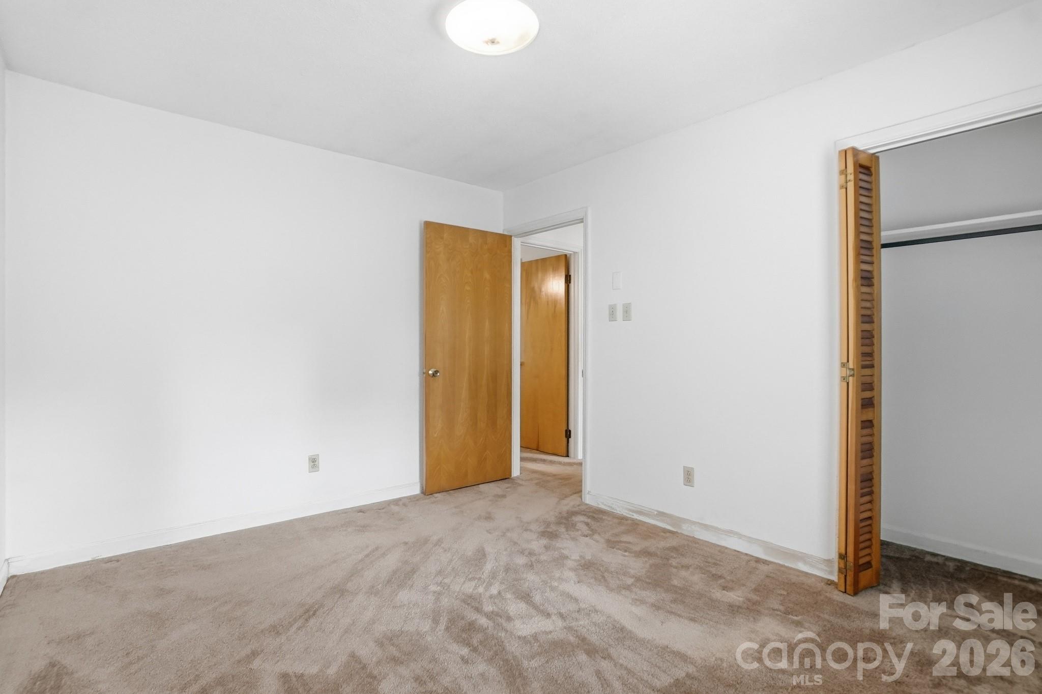 6704 Alanbrook Road Property Photo 20
