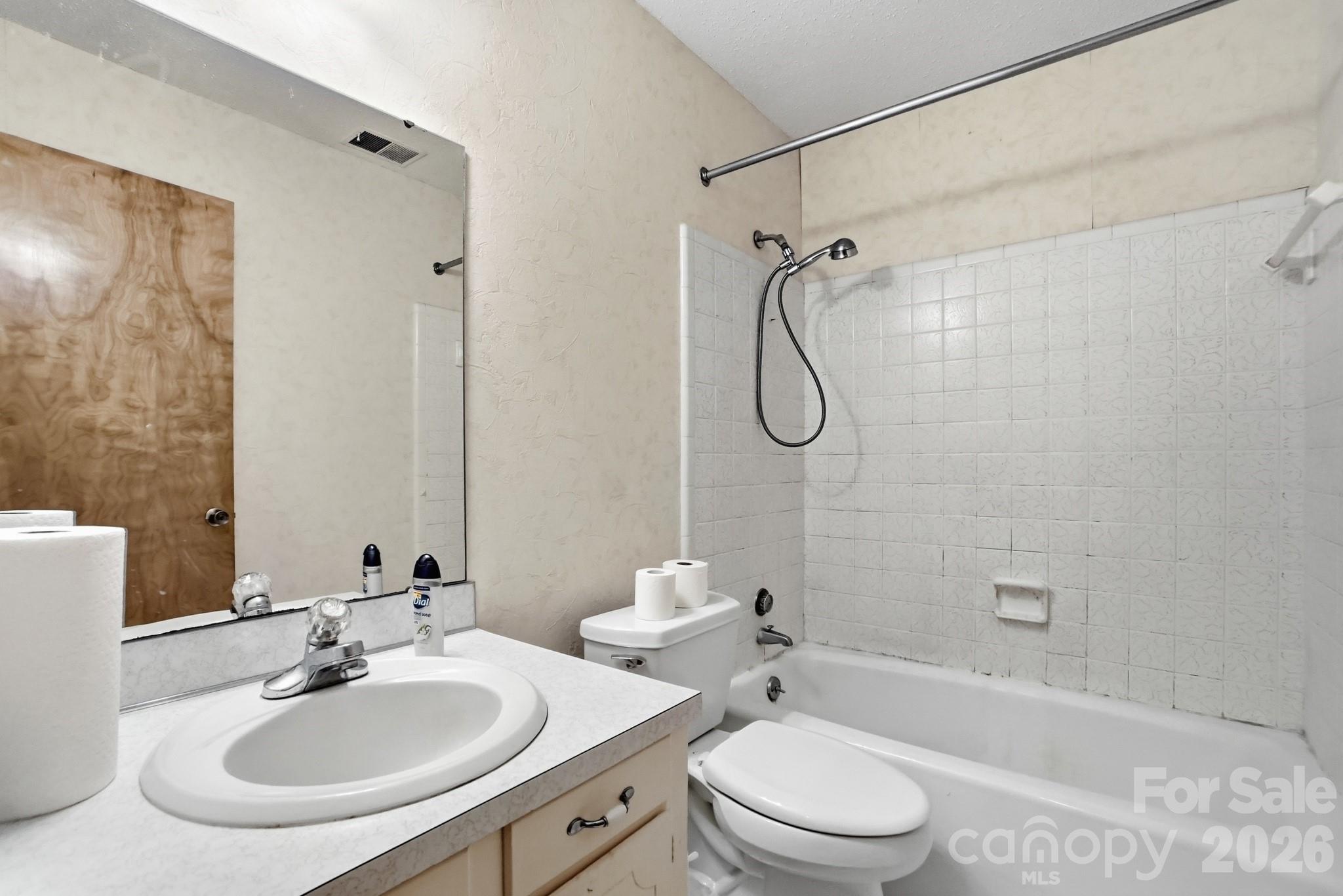 6704 Alanbrook Road Property Photo 22