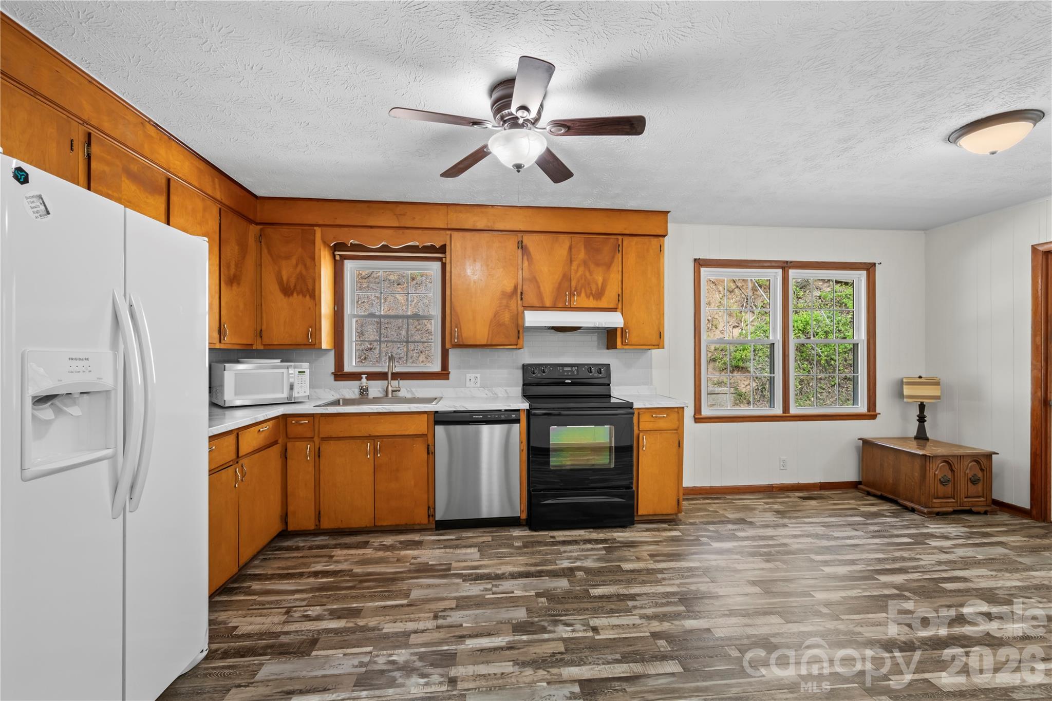 121 Dale Earnhardt Drive Property Photo 8