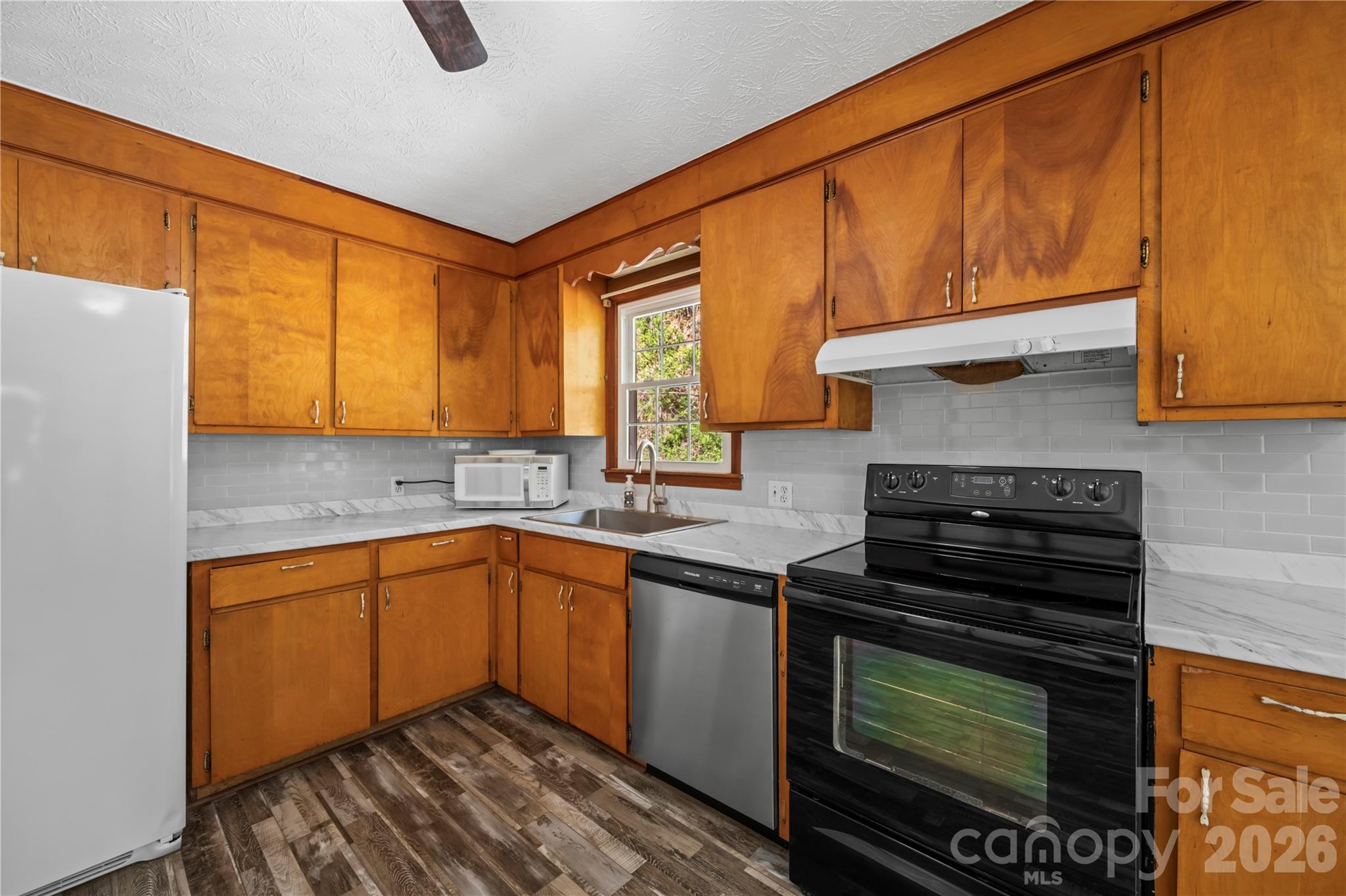 121 Dale Earnhardt Drive Property Photo 10