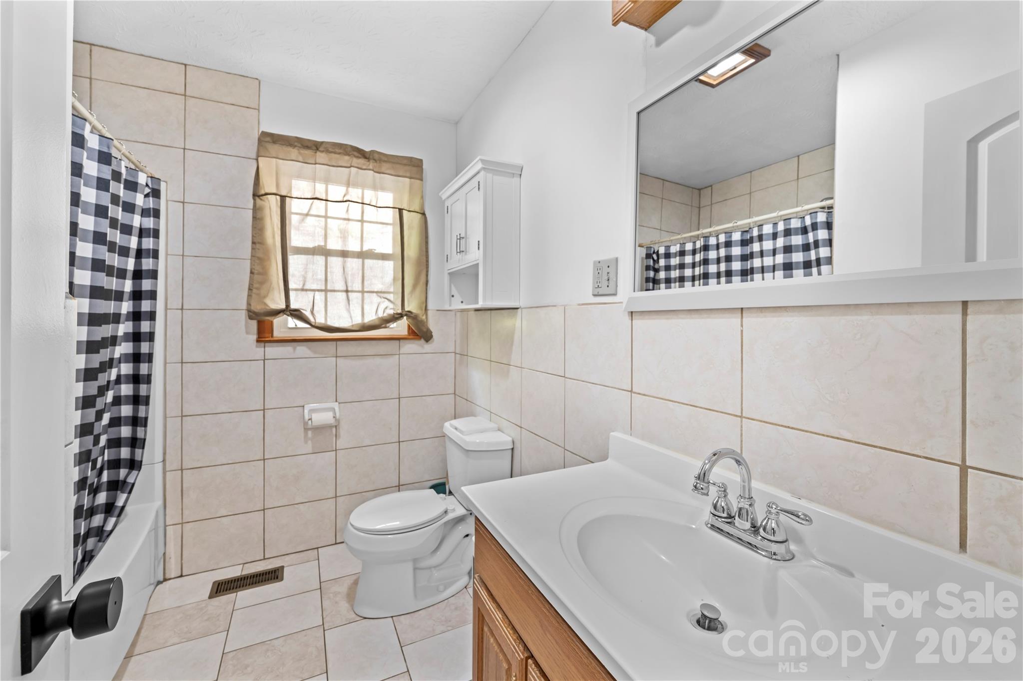 121 Dale Earnhardt Drive Property Photo 15