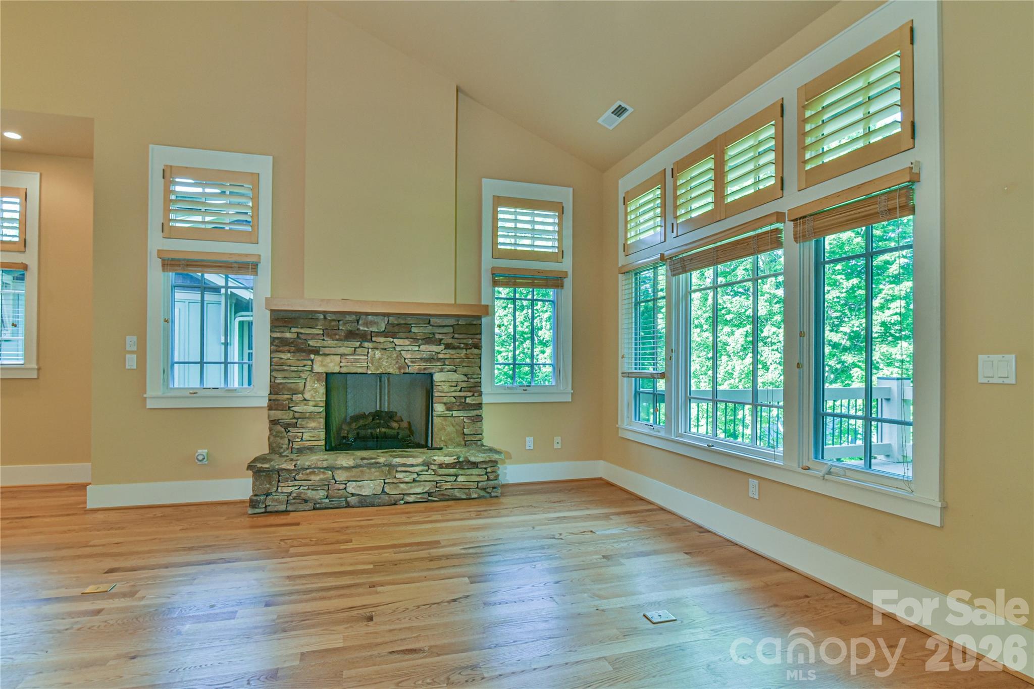52 Mandolin Drive 52 Property Photo 4