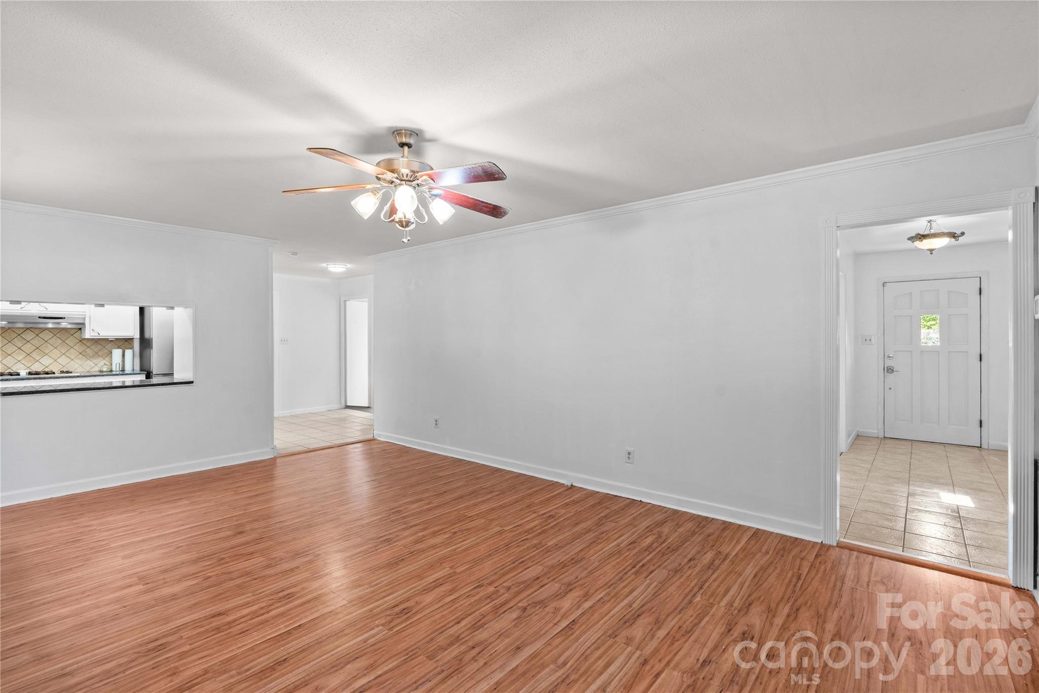 868 Fieldstone Road Property Photo 8