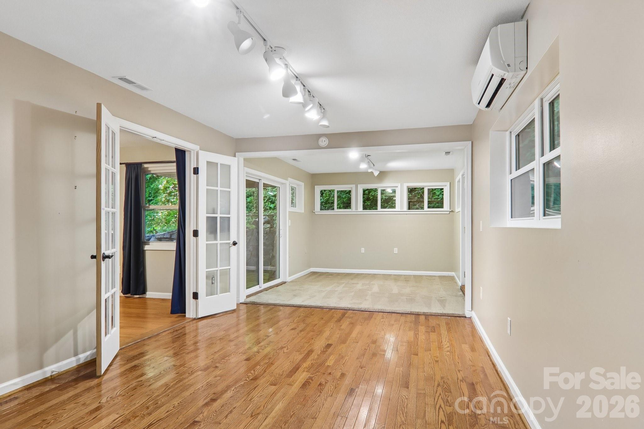 224 Highlands Loop Property Photo 27