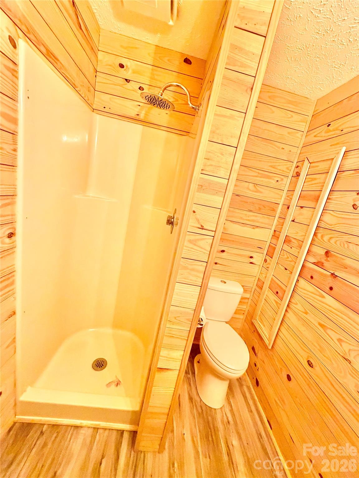 1586 Kenlane Drive Property Photo 11