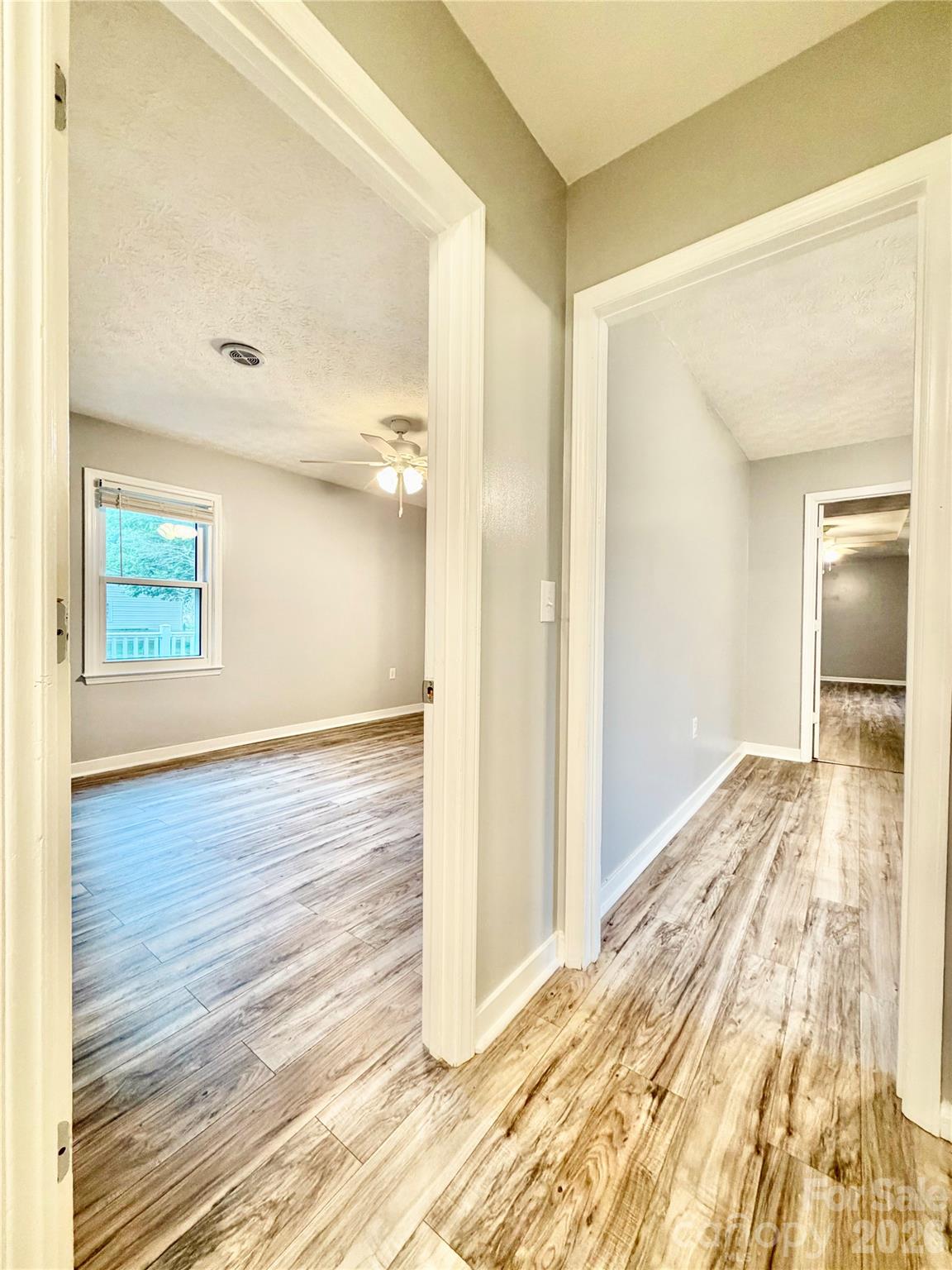 1586 Kenlane Drive Property Photo 12