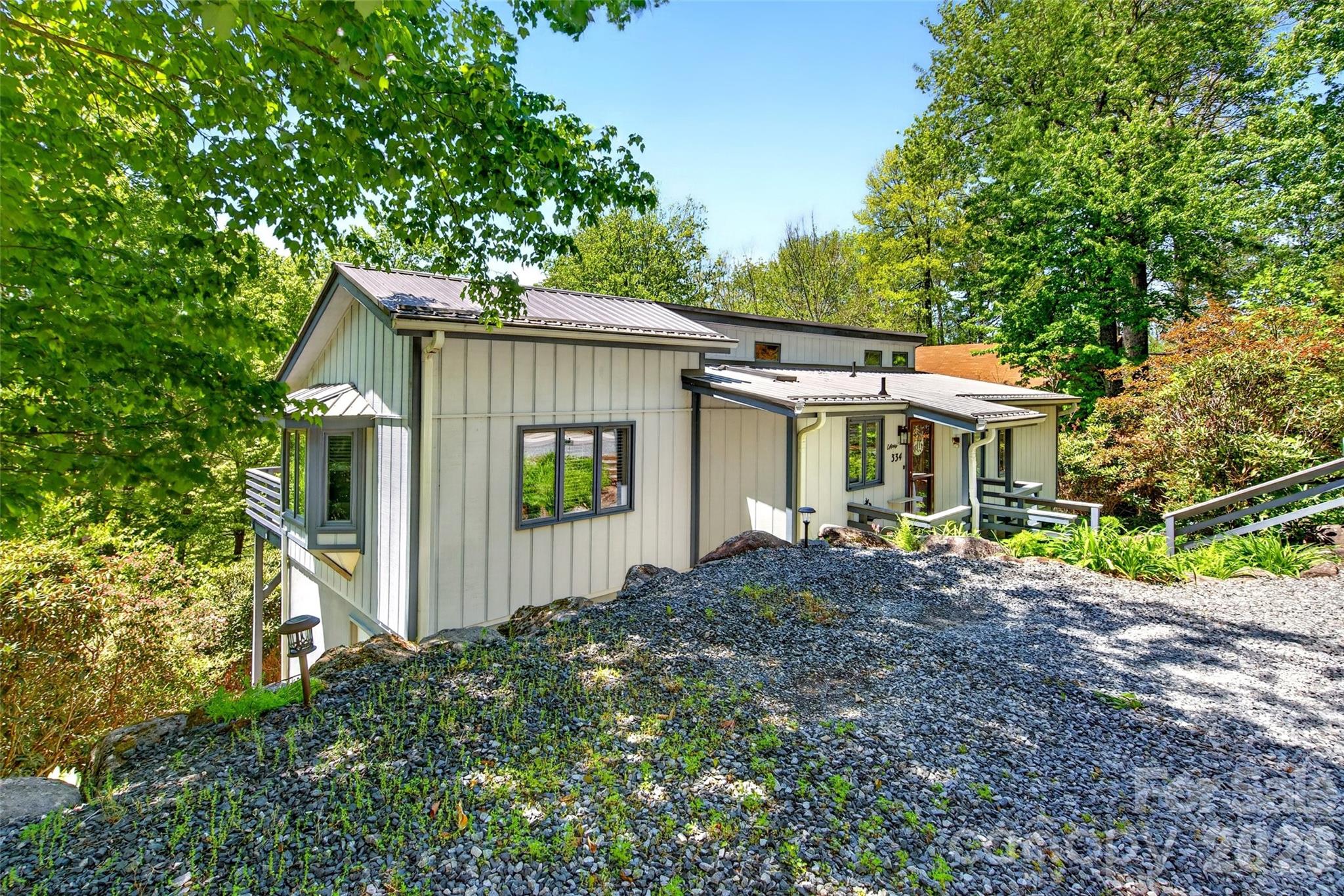 334 Harbor Lake Road Property Photo 1