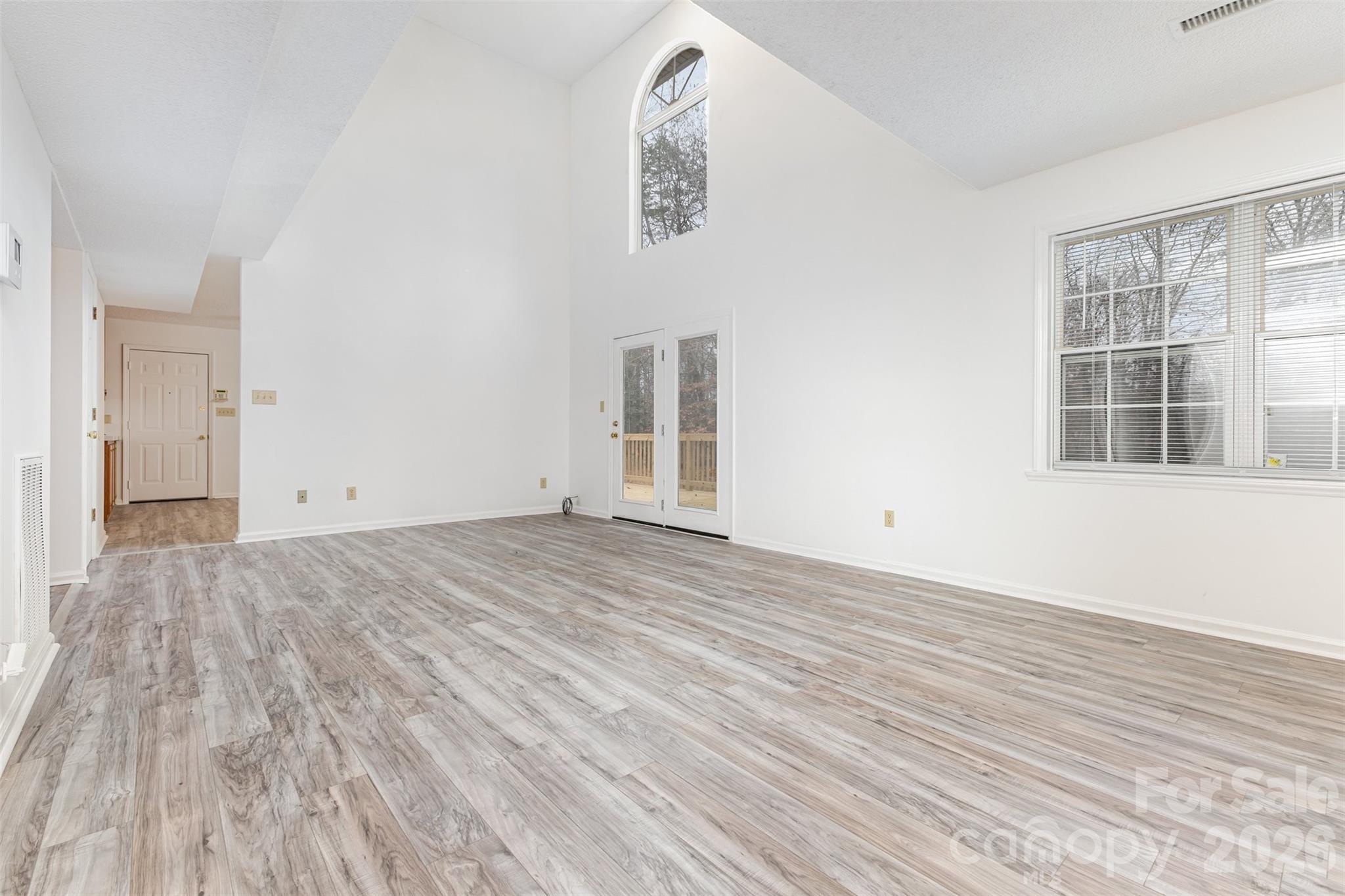 570 29th Avenue Drive Property Photo 11