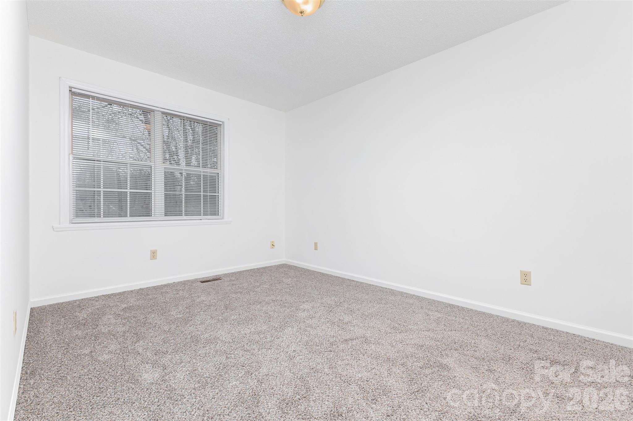 570 29th Avenue Drive Property Photo 18